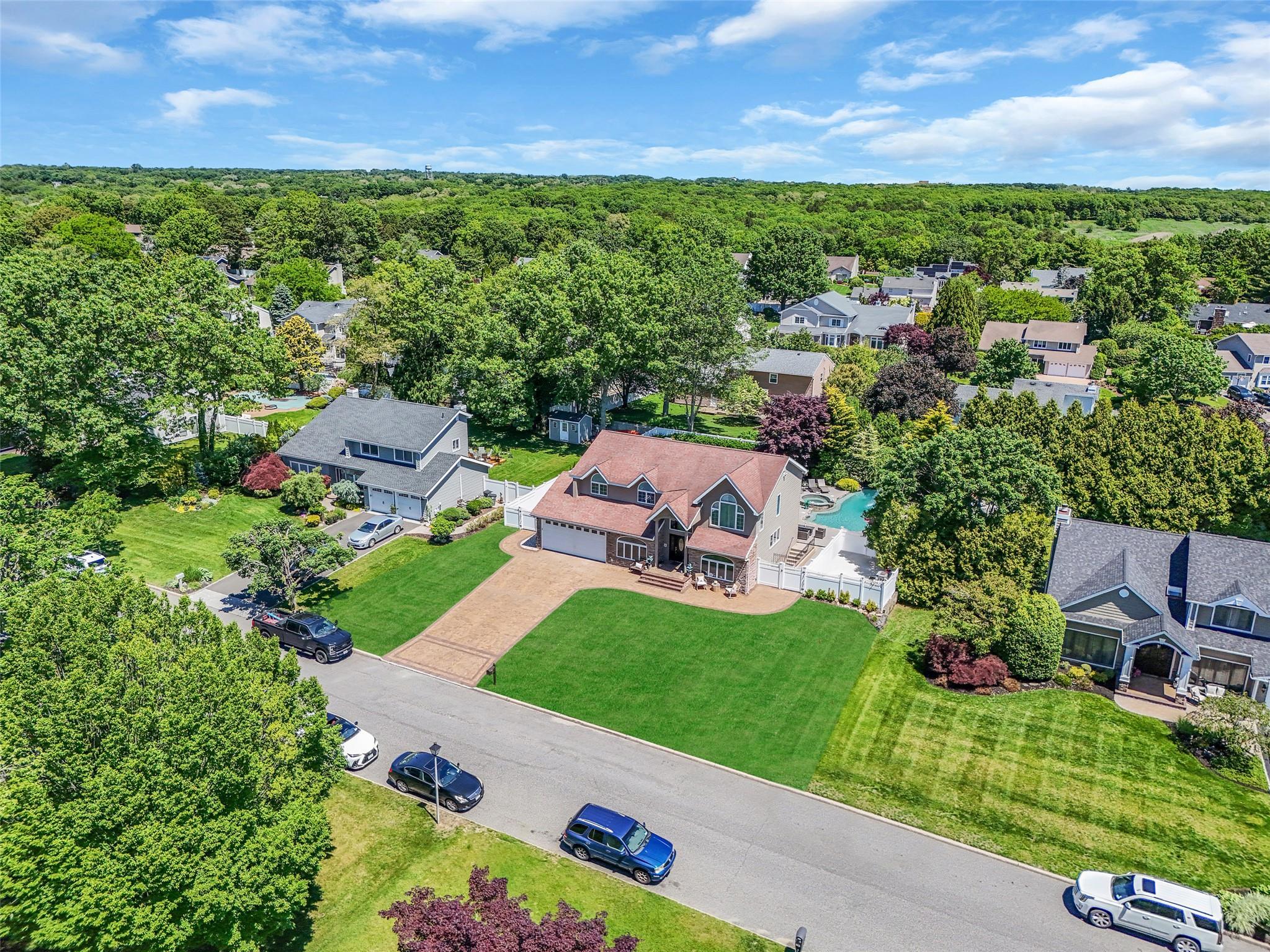 Single Family Barbera  Suffolk County, NY 11725, MLS-857294-44