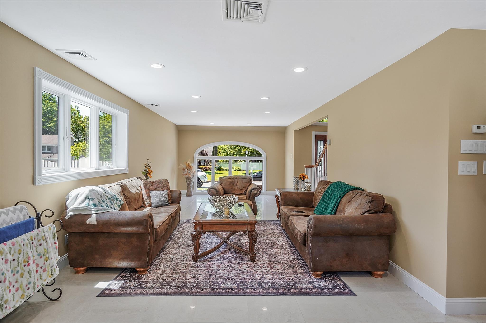 Single Family Barbera  Suffolk County, NY 11725, MLS-857294-7