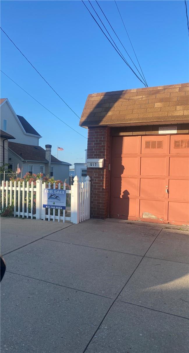 Single Family Clarence  Bronx, NY 10465, MLS-857309-14
