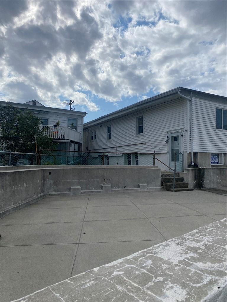Single Family Clarence  Bronx, NY 10465, MLS-857309-4
