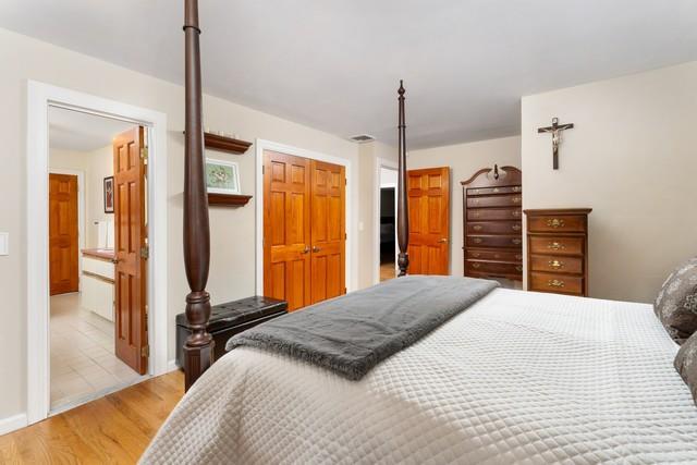 Single Family Country  Suffolk County, NY 11786, MLS-857311-25