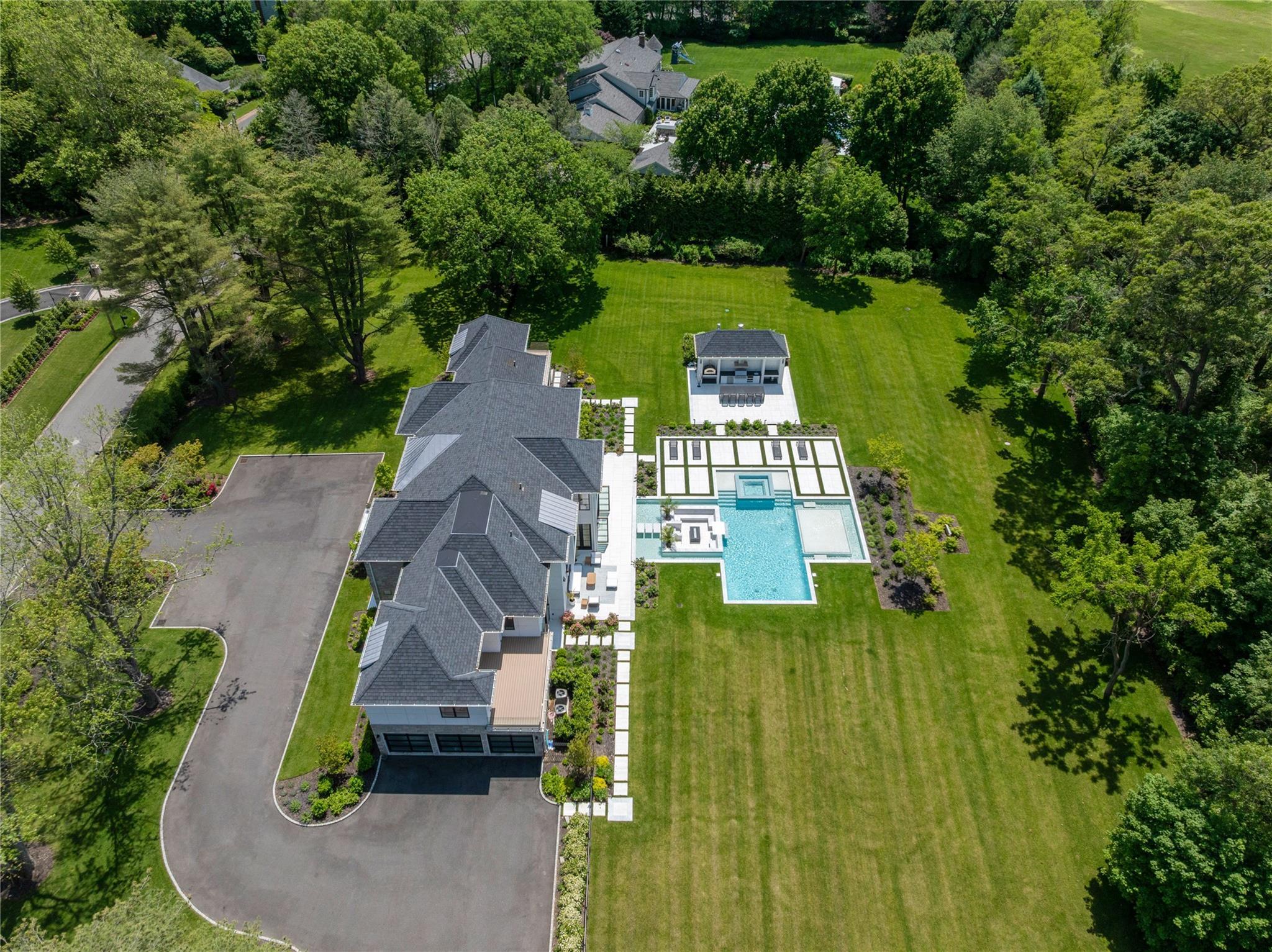 Single Family Evans  Nassau County, NY 11545, MLS-857328-33