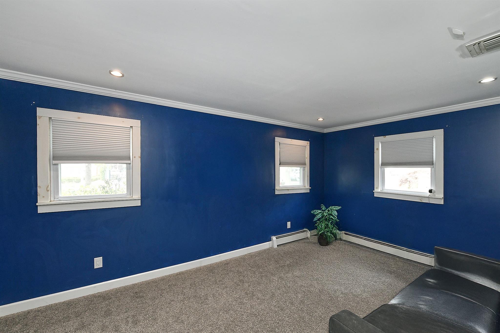 Single Family Larkfield  Suffolk County, NY 11731, MLS-857353-18