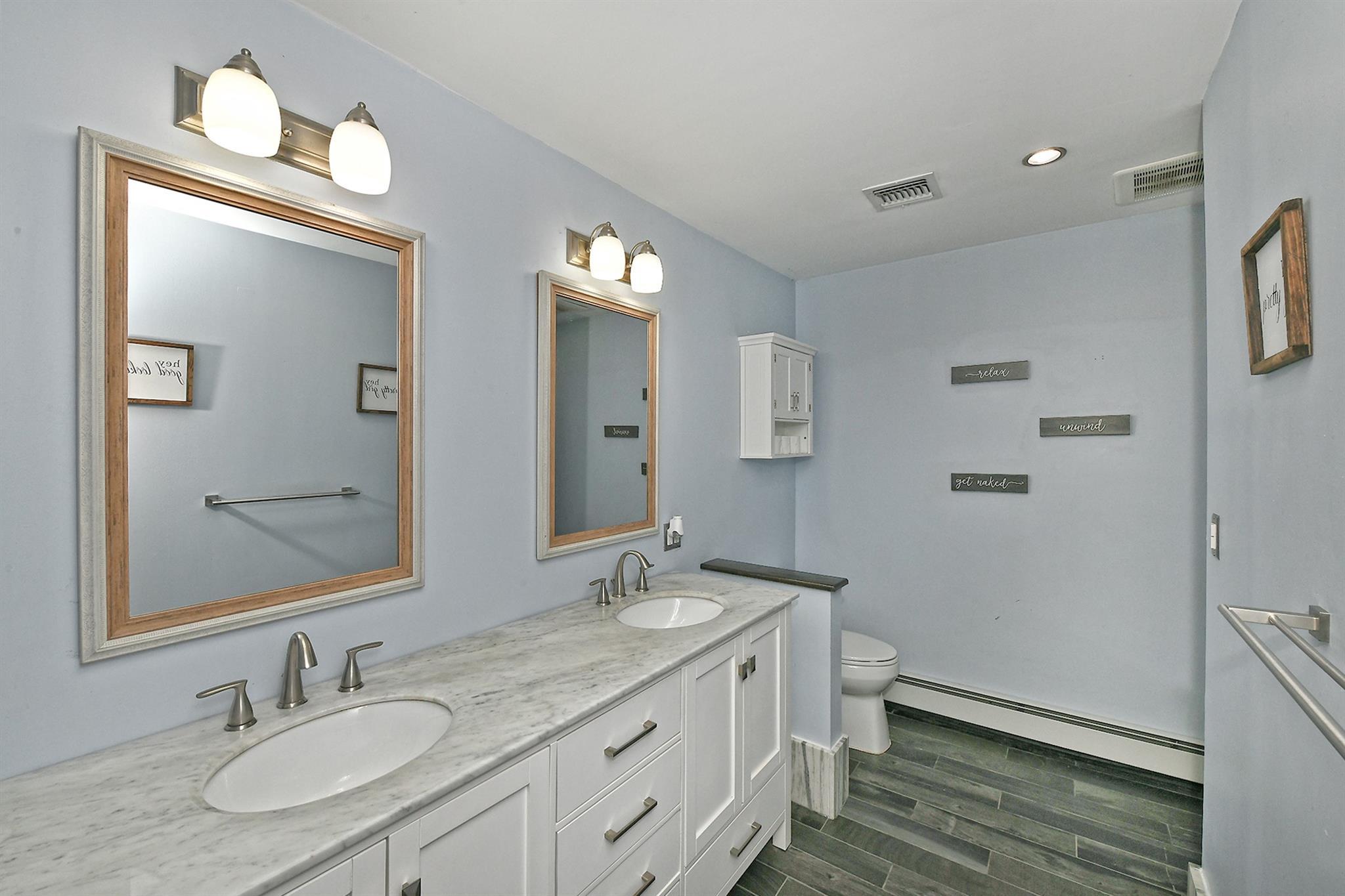 Single Family Larkfield  Suffolk County, NY 11731, MLS-857353-21