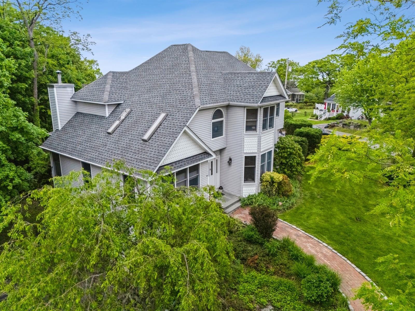 Single Family Soundview  Suffolk County, NY 11778, MLS-857367-29