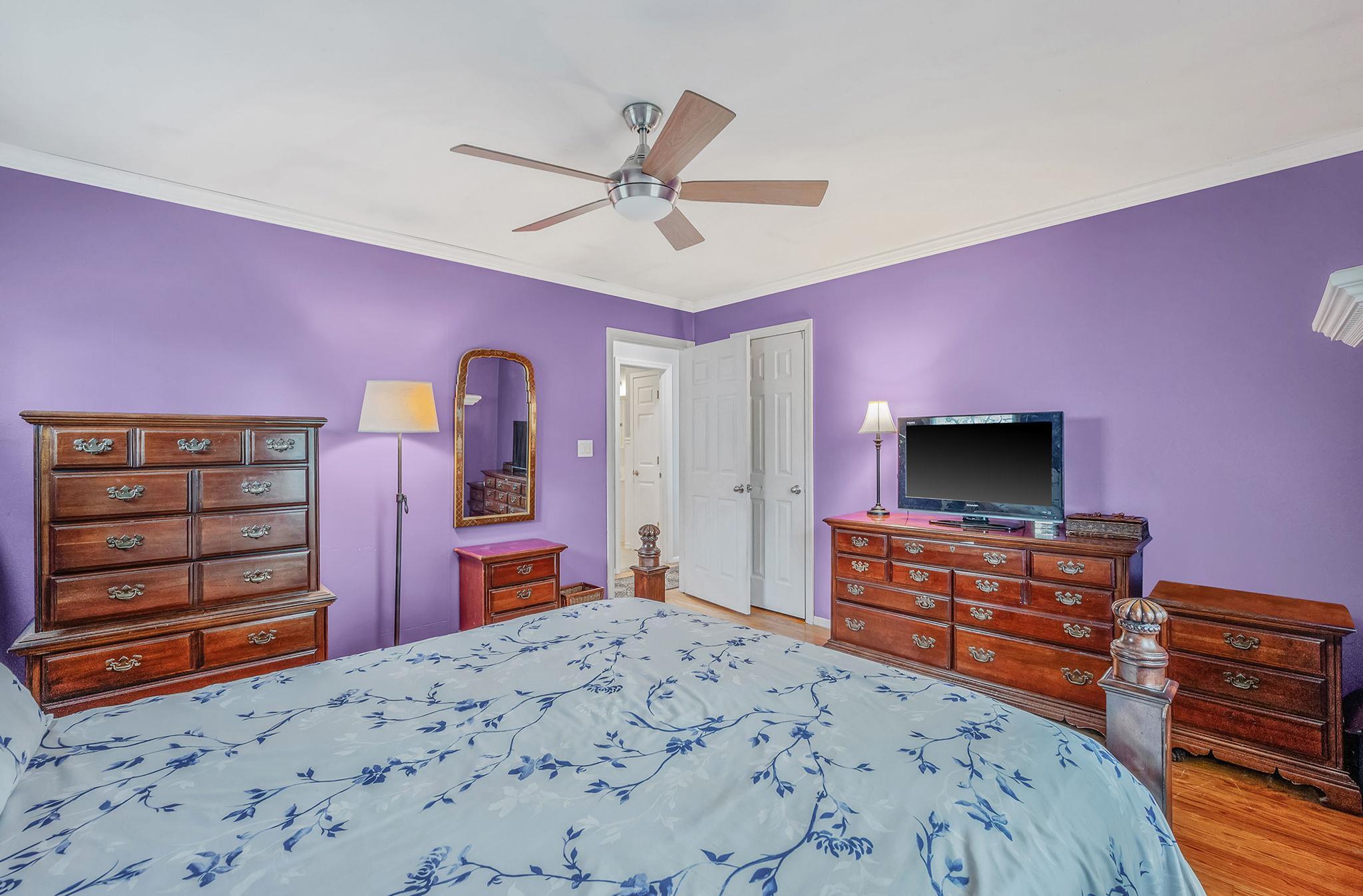 Single Family Quebec  Suffolk County, NY 11746, MLS-857368-10