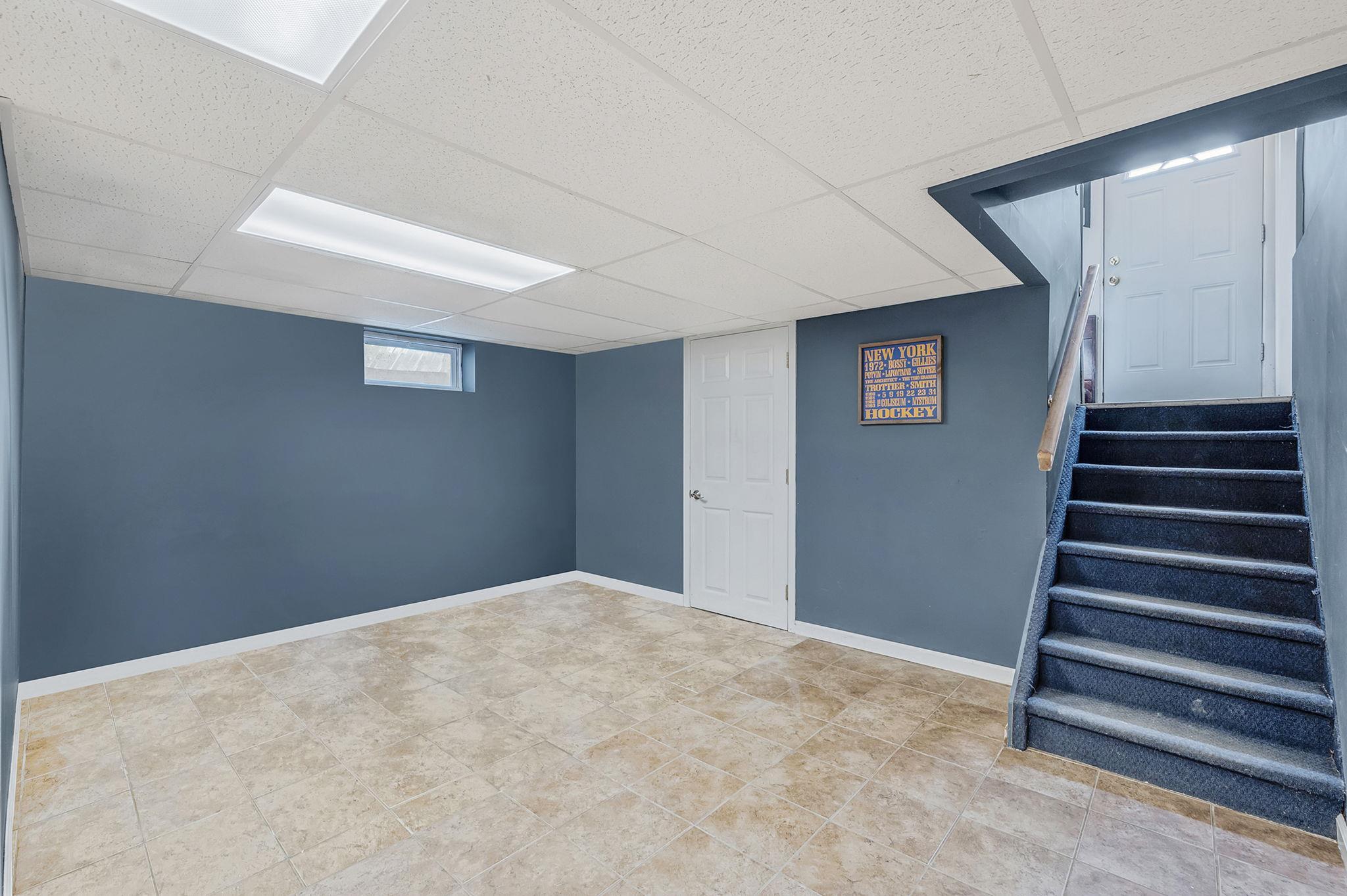 Single Family Quebec  Suffolk County, NY 11746, MLS-857368-17