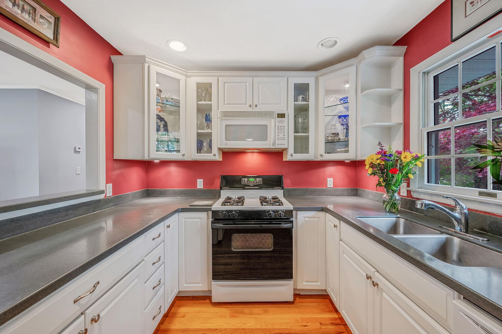 Single Family Quebec  Suffolk County, NY 11746, MLS-857368-8