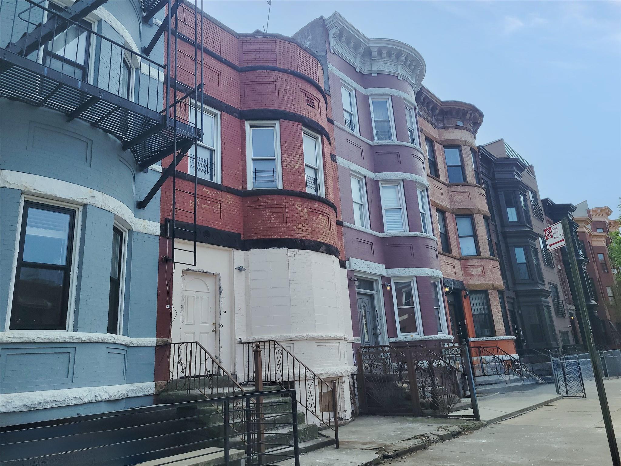 Single Family Kosciuszko  Brooklyn, NY 11221, MLS-857381-3