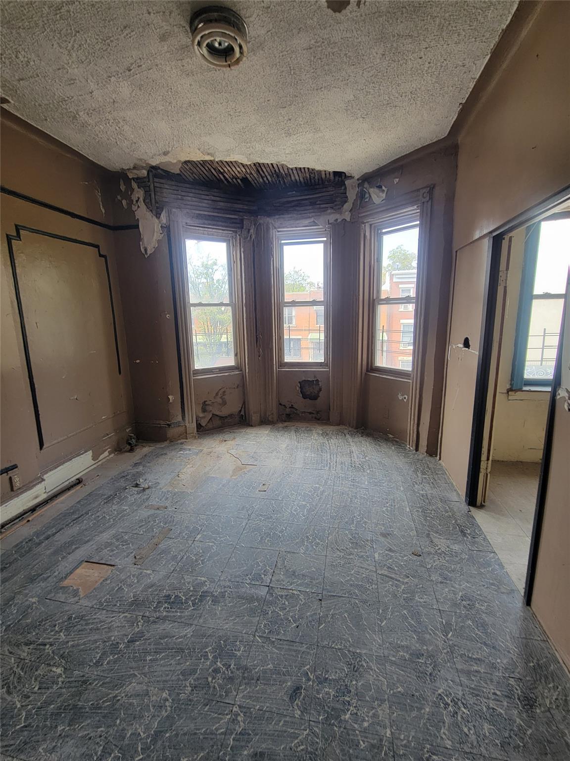 Single Family Kosciuszko  Brooklyn, NY 11221, MLS-857381-9