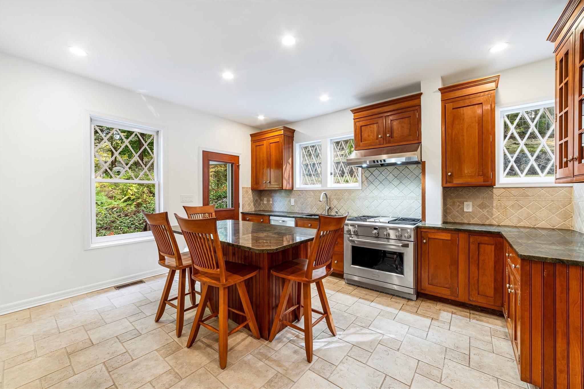 Single Family Bedford  Westchester County, NY 10570, MLS-857387-21