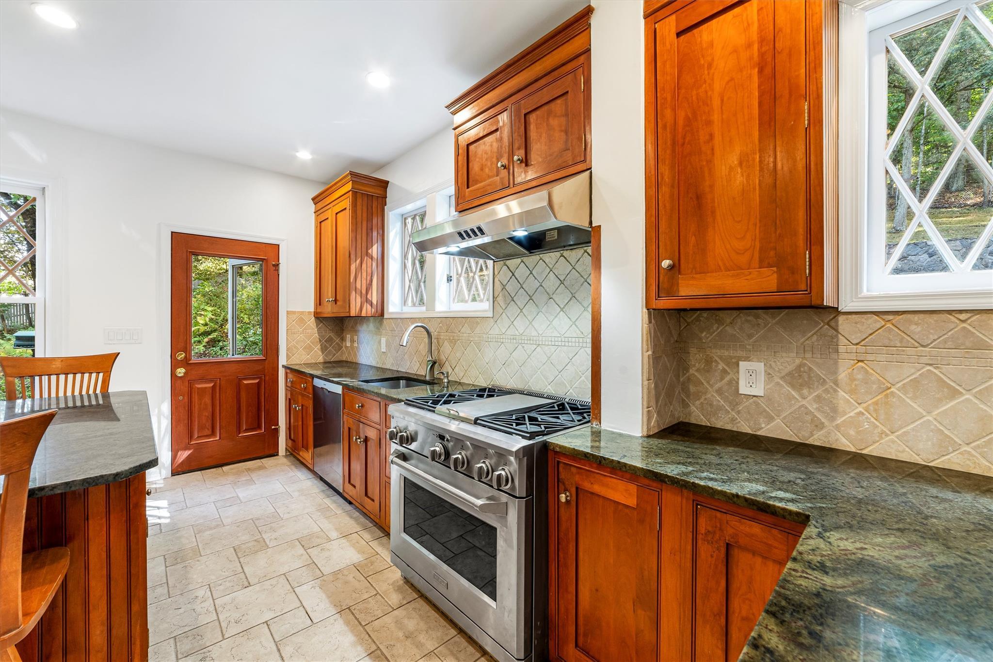 Single Family Bedford  Westchester County, NY 10570, MLS-857387-24