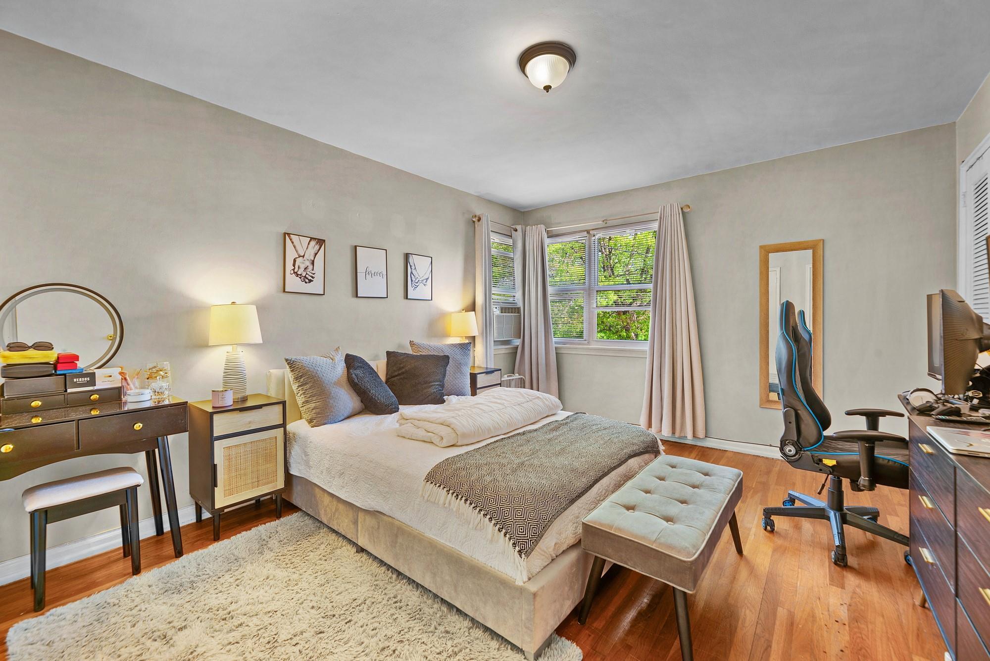 Single Family Laurel  Westchester County, NY 10704, MLS-857397-10