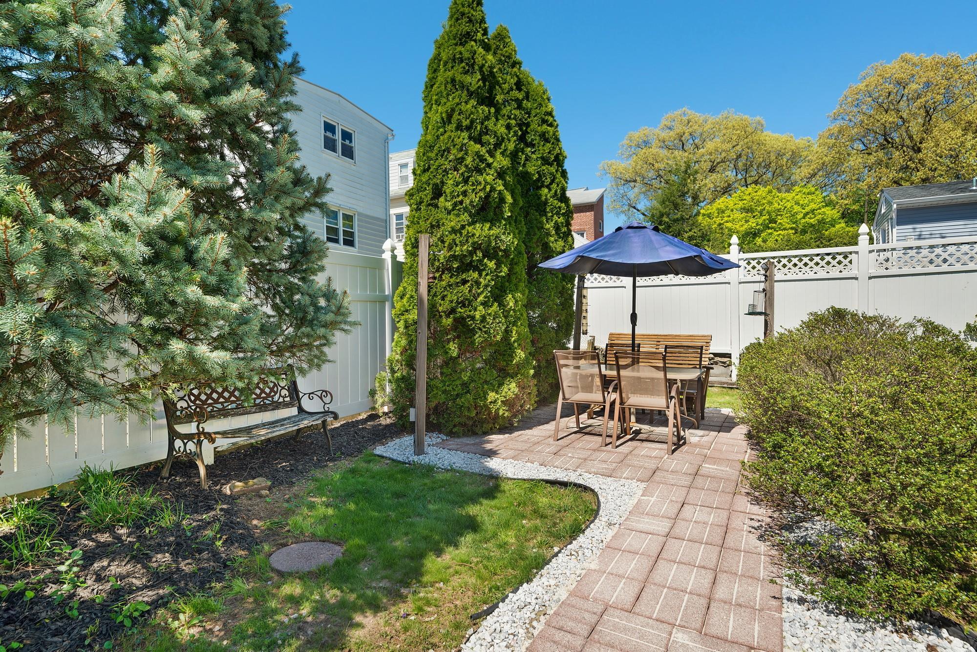 Single Family Laurel  Westchester County, NY 10704, MLS-857397-14