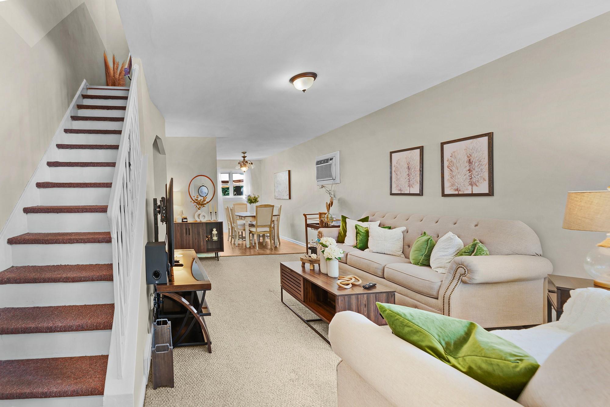 Single Family Laurel  Westchester County, NY 10704, MLS-857397-9