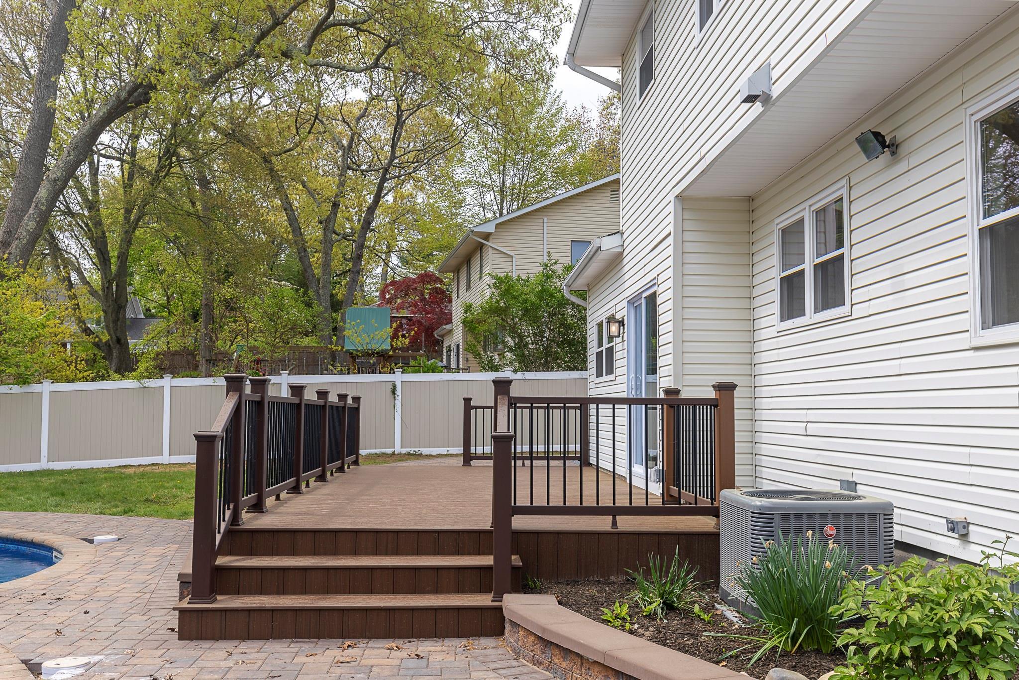 Single Family Caddy  Suffolk County, NY 11778, MLS-857429-5