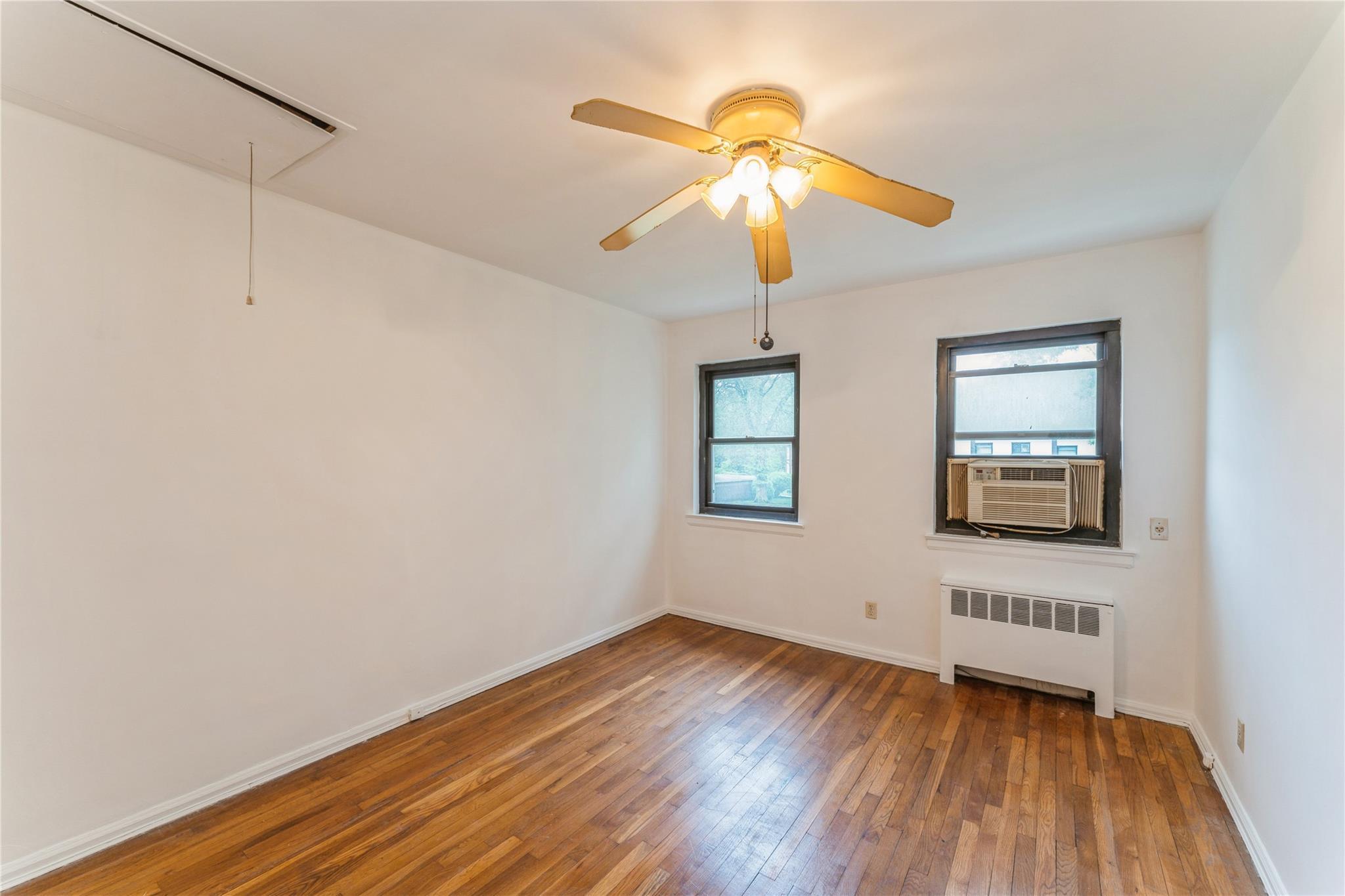 Coop Cherry Valley Avenue  Nassau County, NY 11530, MLS-857445-14
