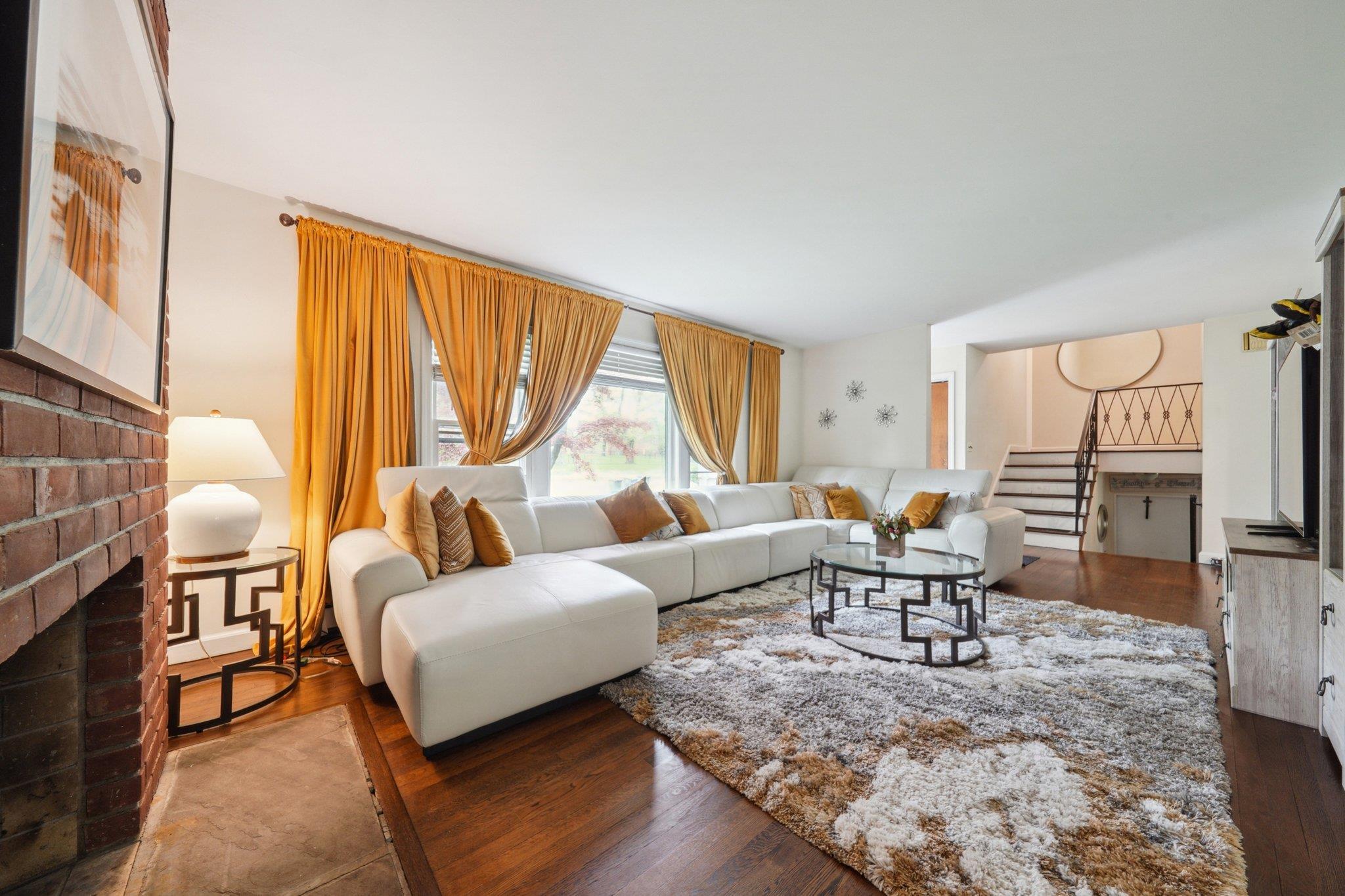 Single Family Mamaroneck  Westchester County, NY 10605, MLS-857473-4