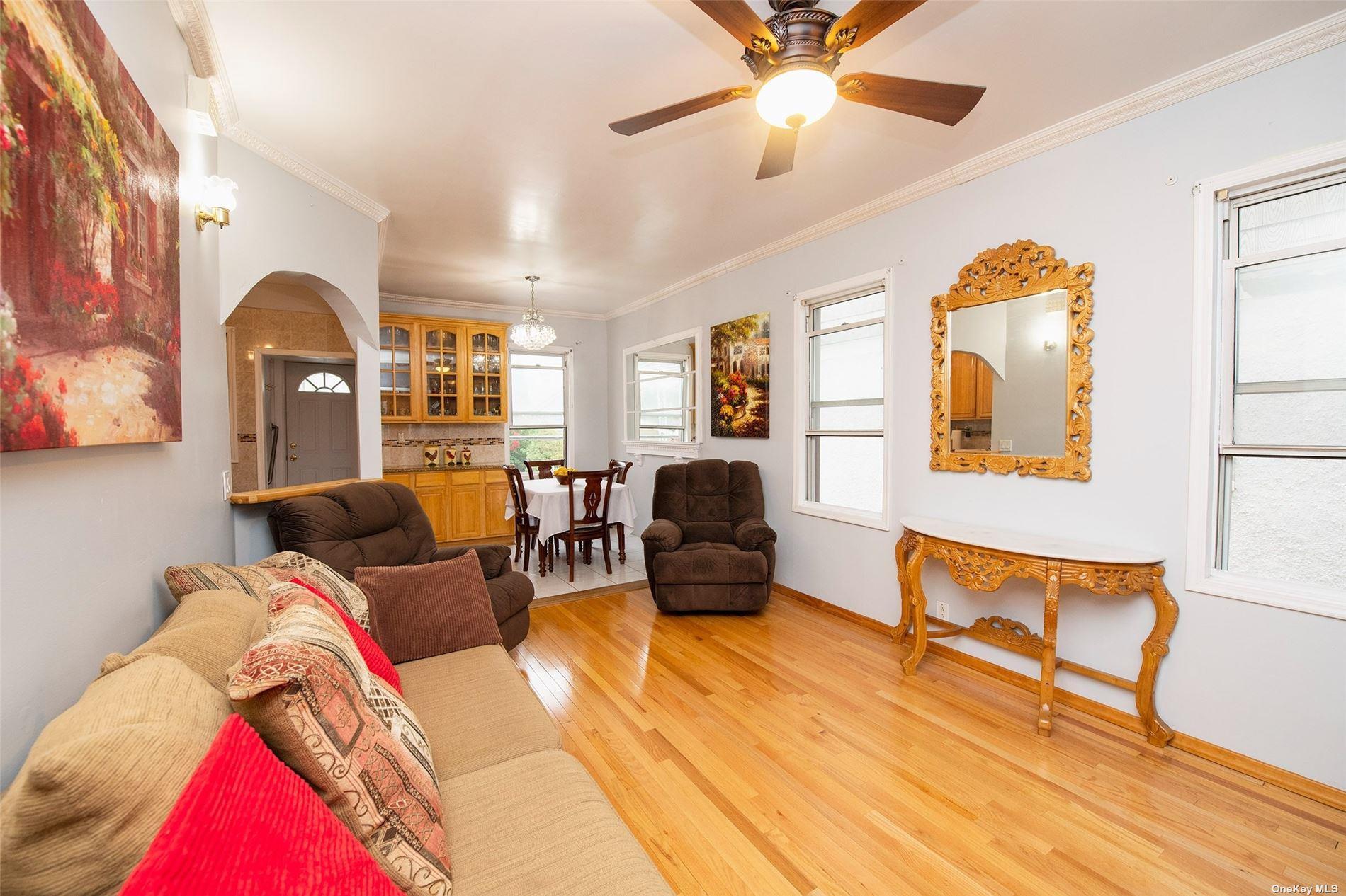Single Family 91 St  Queens, NY 11416, MLS-857476-10