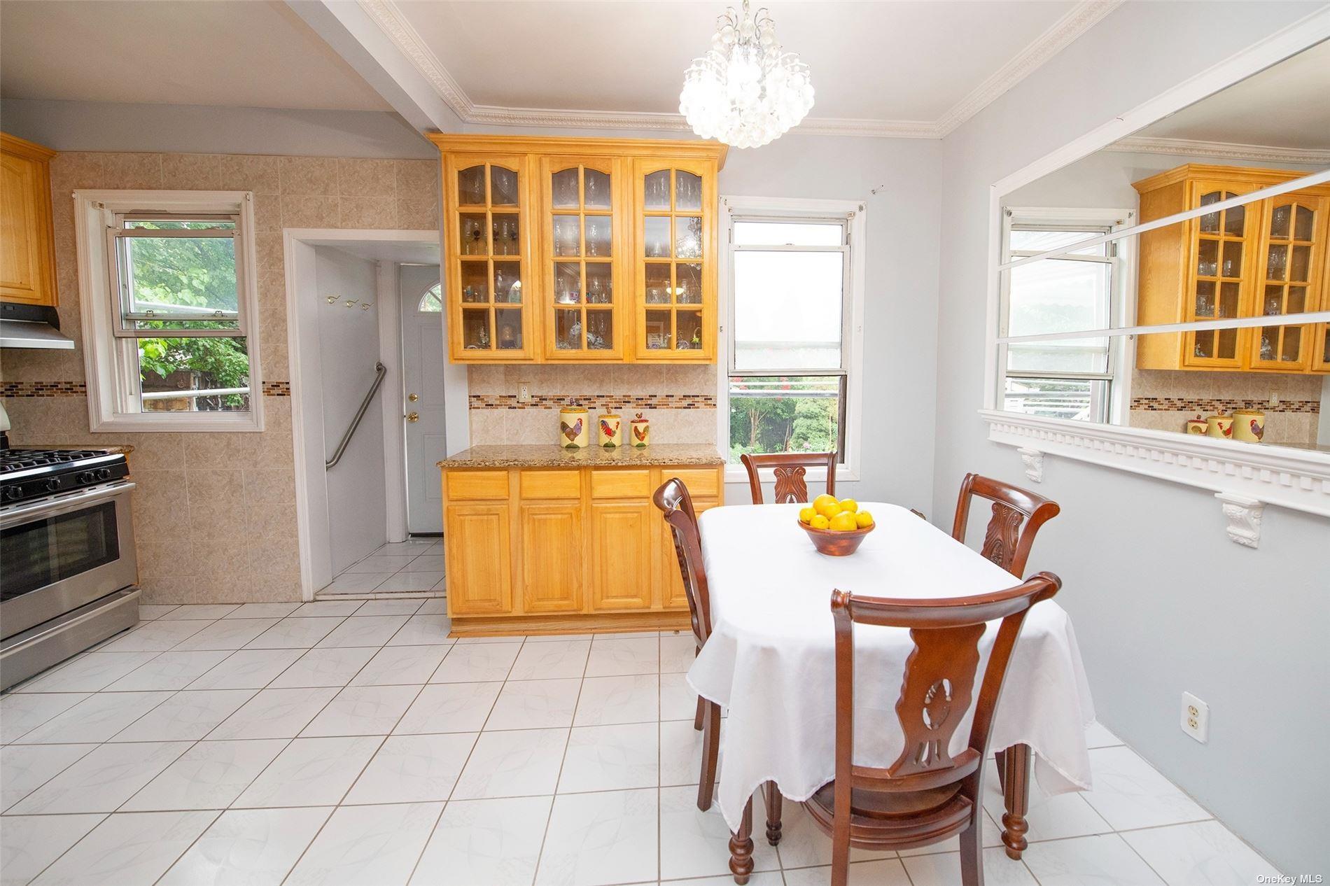 Single Family 91 St  Queens, NY 11416, MLS-857476-11