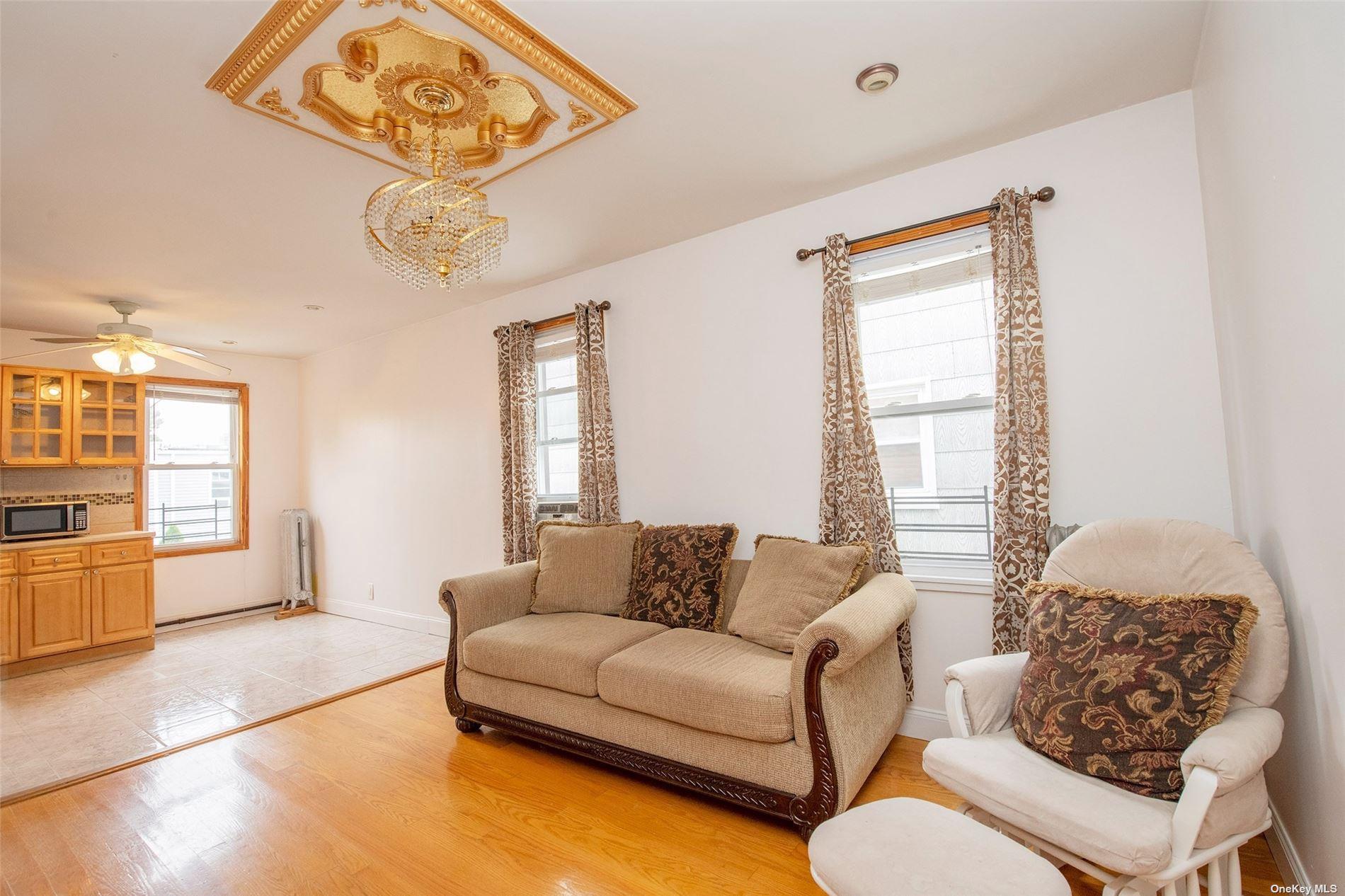 Single Family 91 St  Queens, NY 11416, MLS-857476-23