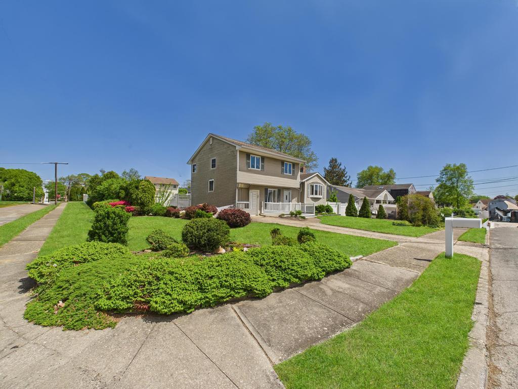 Single Family Katie  Suffolk County, NY 11755, MLS-857482-31