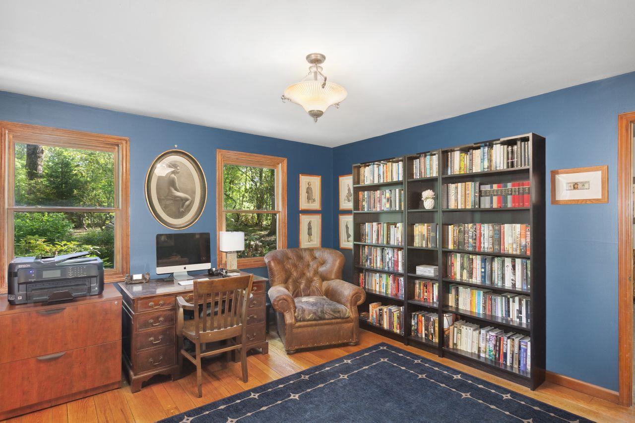 Single Family Laurie  Westchester County, NY 10590, MLS-857489-11