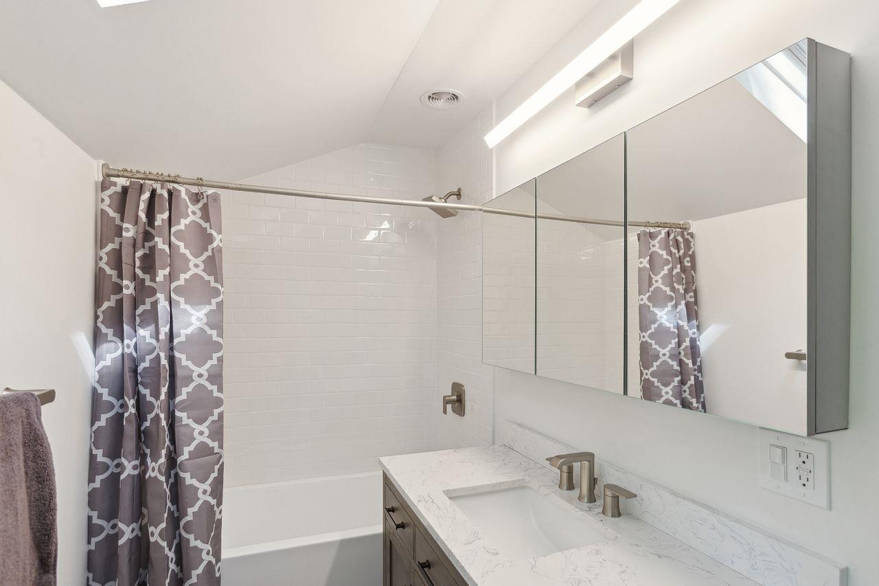 Single Family Laurie  Westchester County, NY 10590, MLS-857489-18