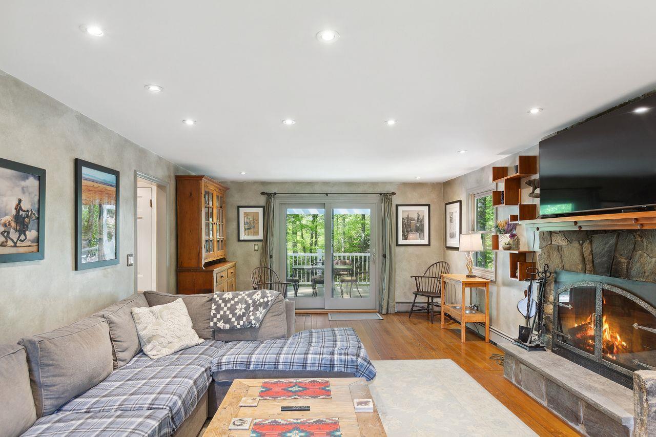 Single Family Laurie  Westchester County, NY 10590, MLS-857489-3