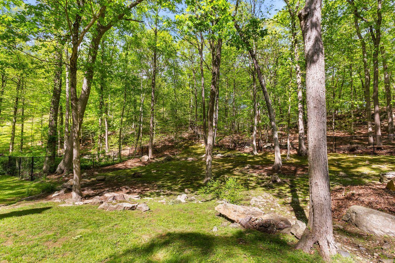 Single Family Laurie  Westchester County, NY 10590, MLS-857489-43