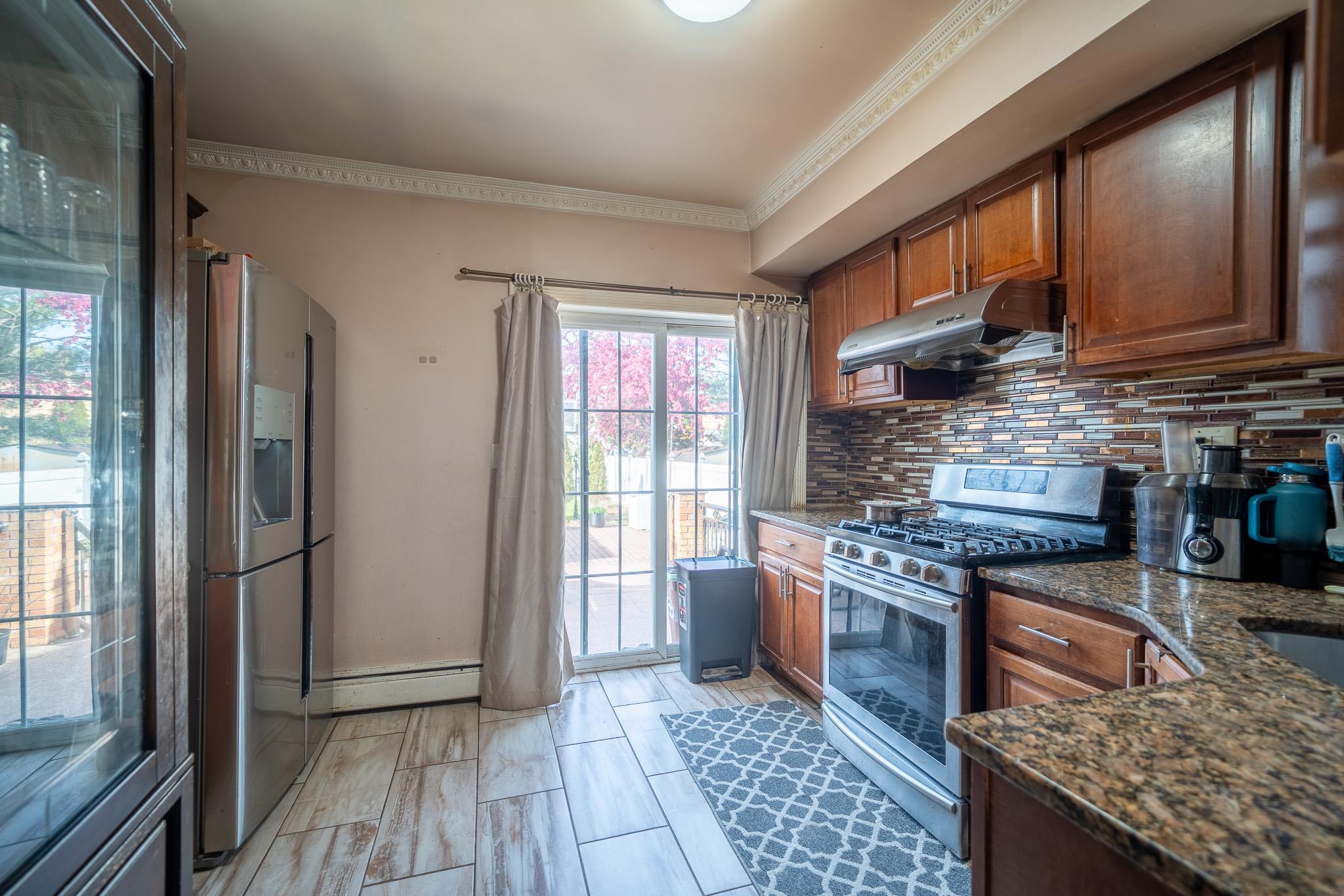Single Family 88th Av  Queens, NY 11426, MLS-857493-14