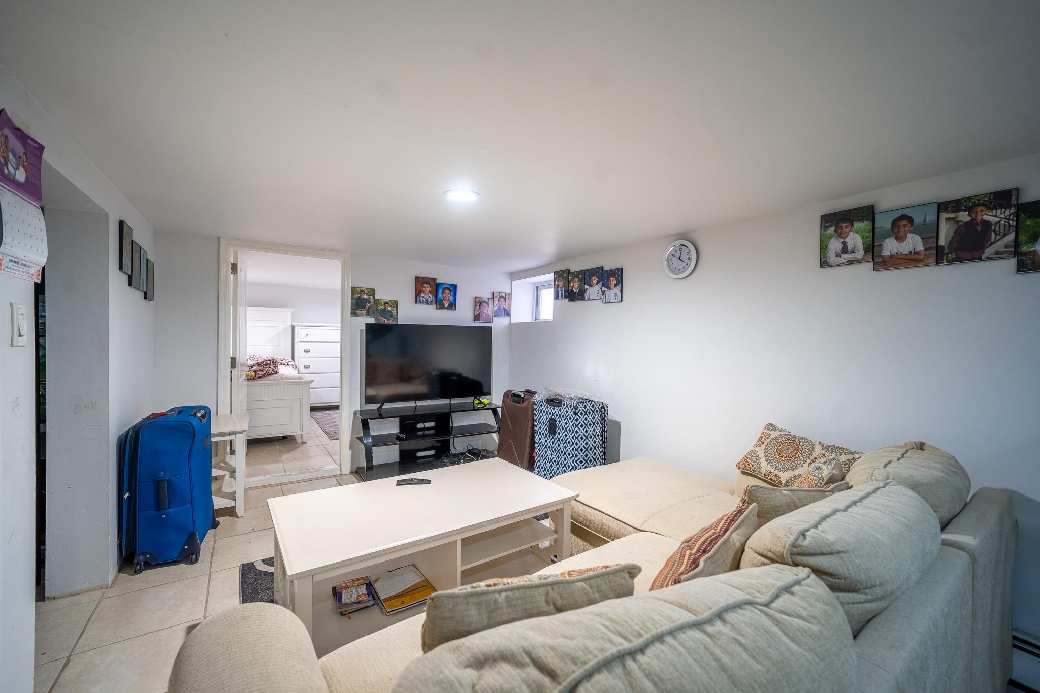 Single Family 88th Av  Queens, NY 11426, MLS-857493-19