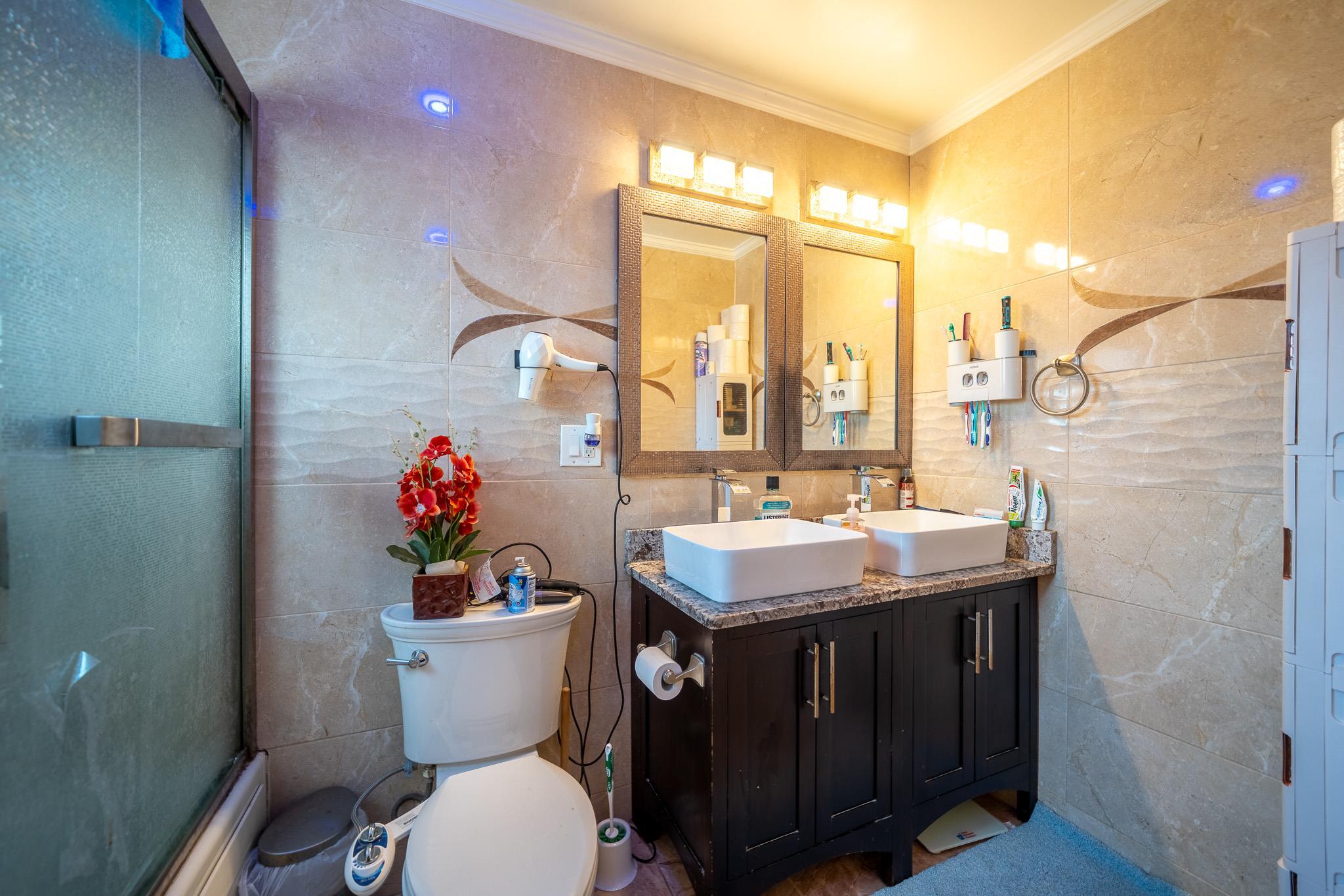 Single Family 88th Av  Queens, NY 11426, MLS-857493-24