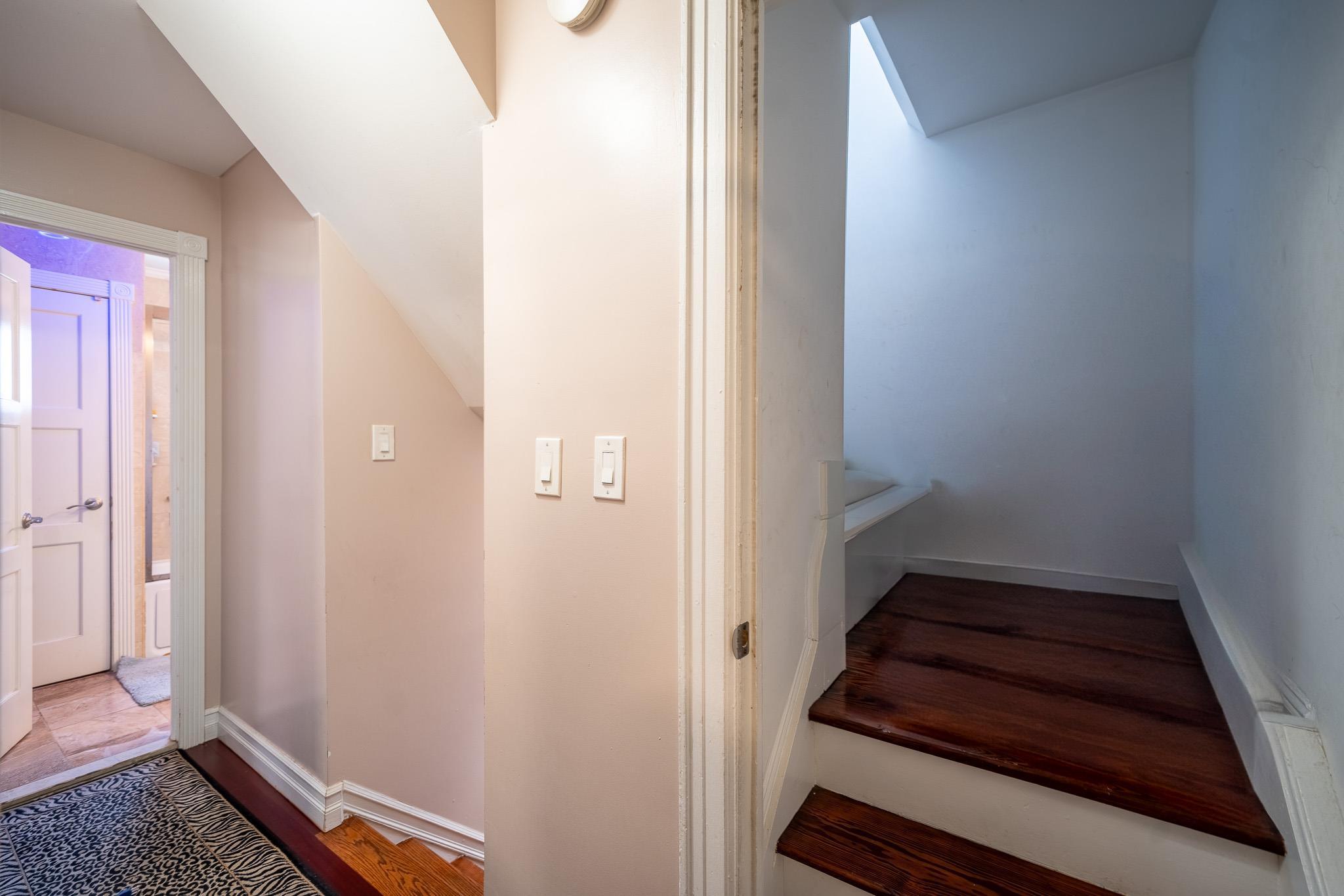 Single Family 88th Av  Queens, NY 11426, MLS-857493-28