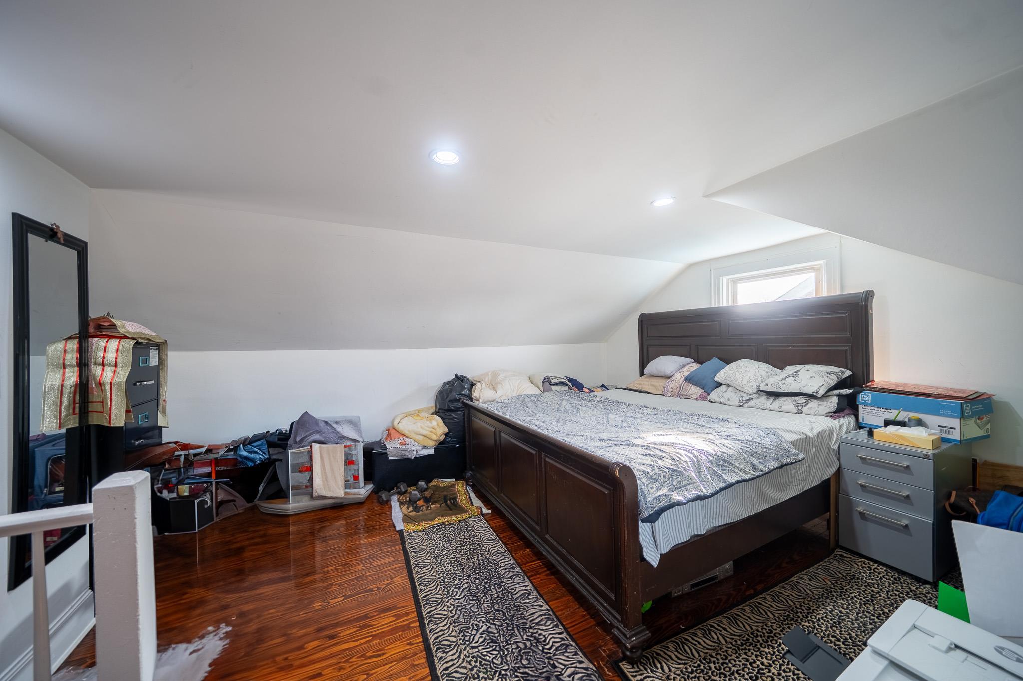 Single Family 88th Av  Queens, NY 11426, MLS-857493-29
