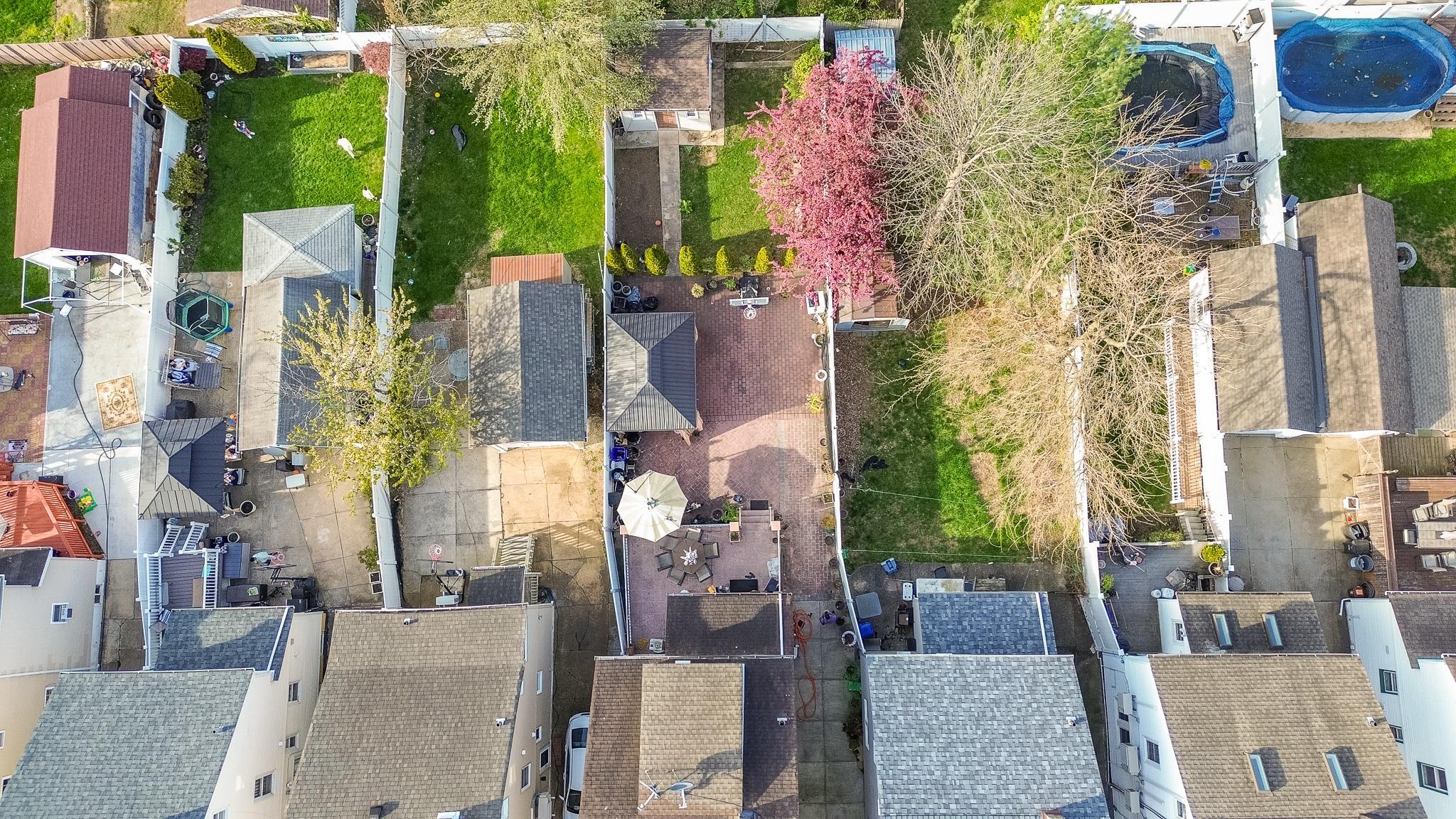 Single Family 88th Av  Queens, NY 11426, MLS-857493-38