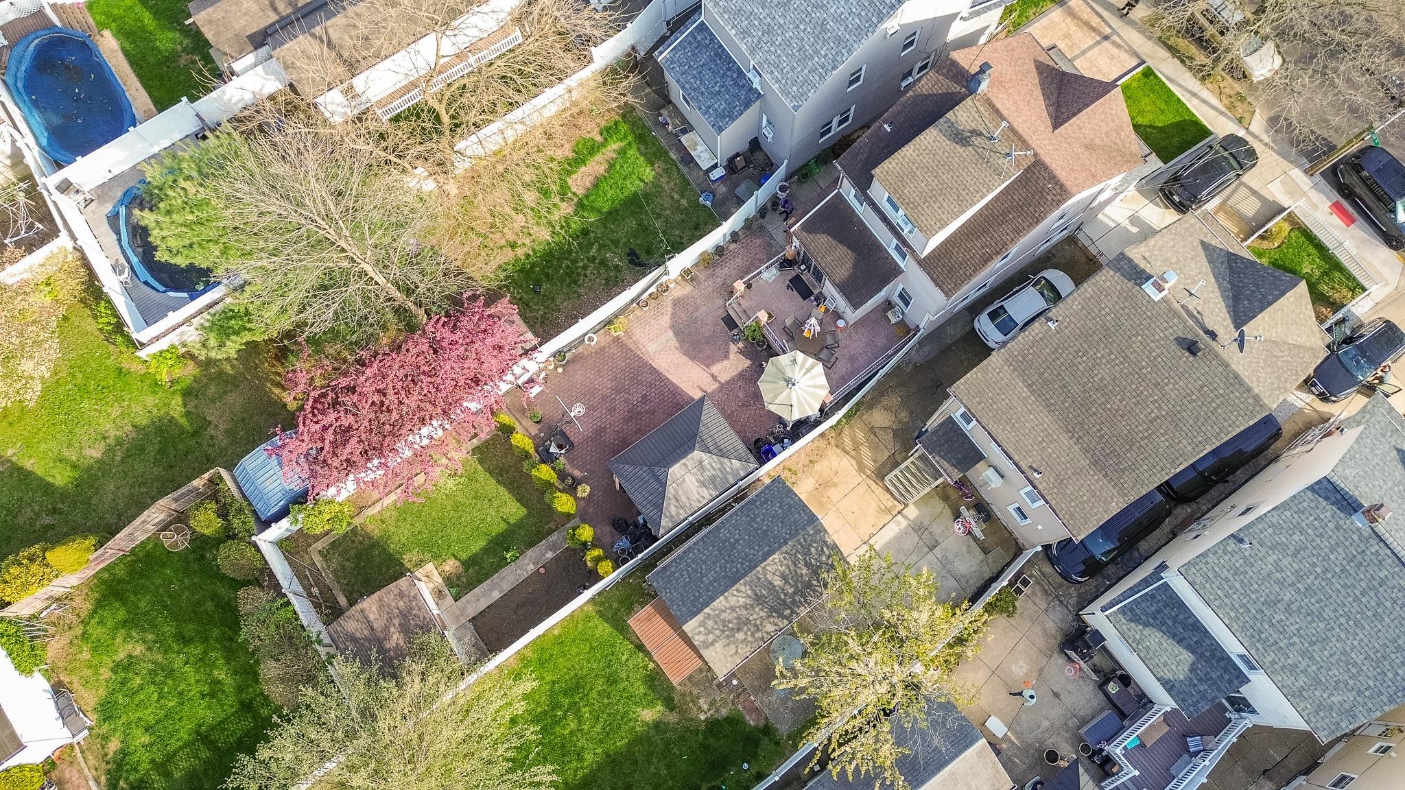 Single Family 88th Av  Queens, NY 11426, MLS-857493-39