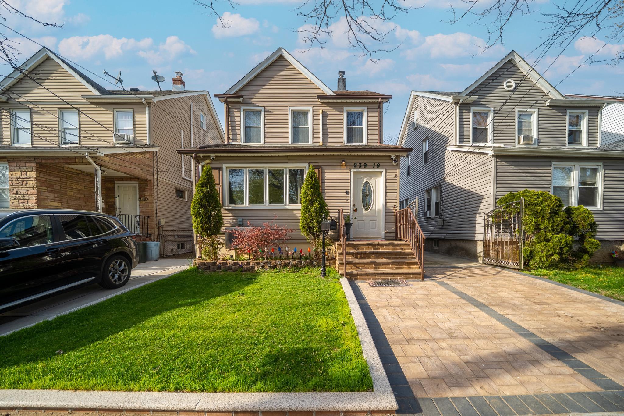 Single Family 88th Av  Queens, NY 11426, MLS-857493-41
