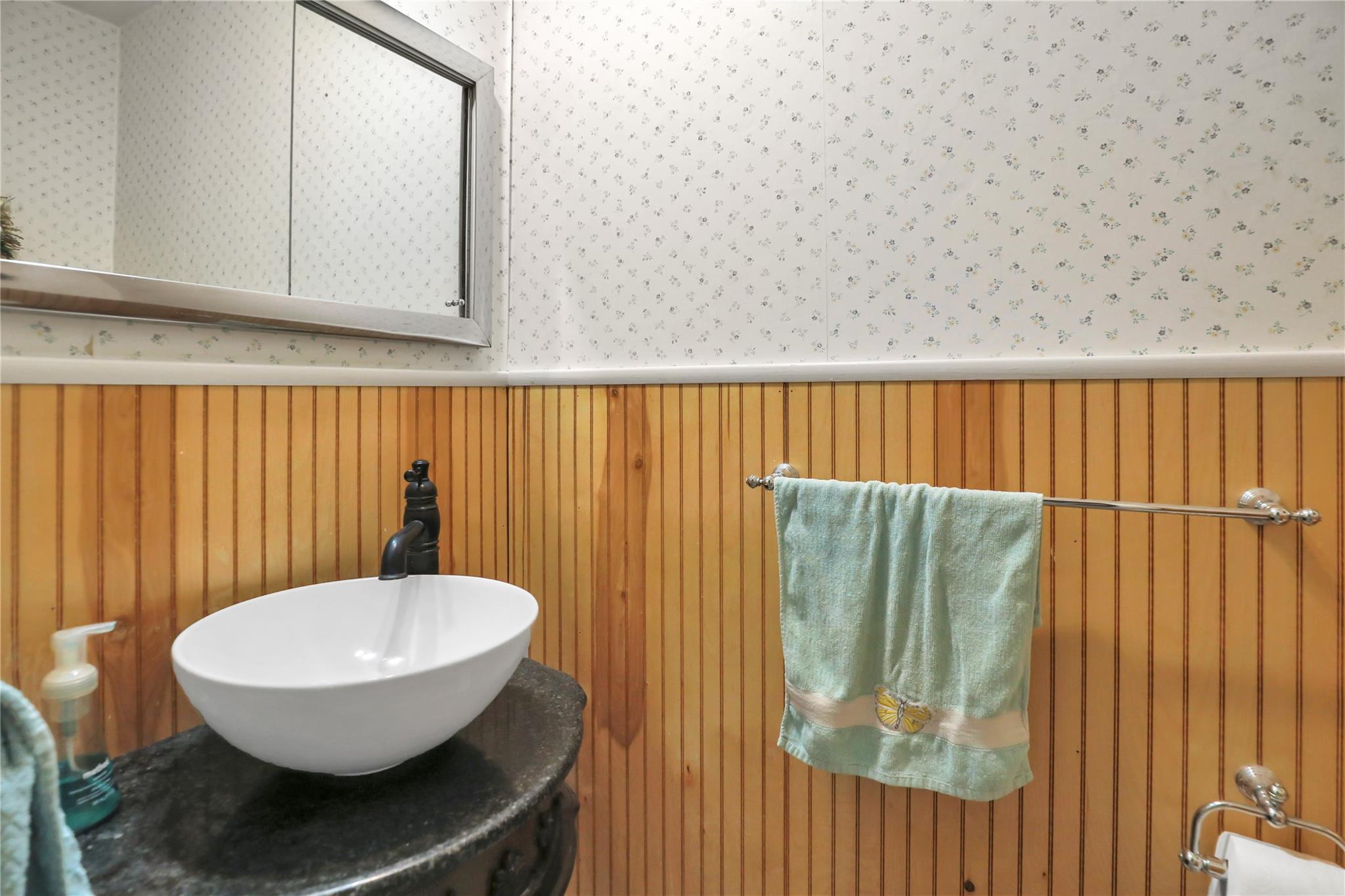 Single Family Hastings  Suffolk County, NY 11790, MLS-857503-12