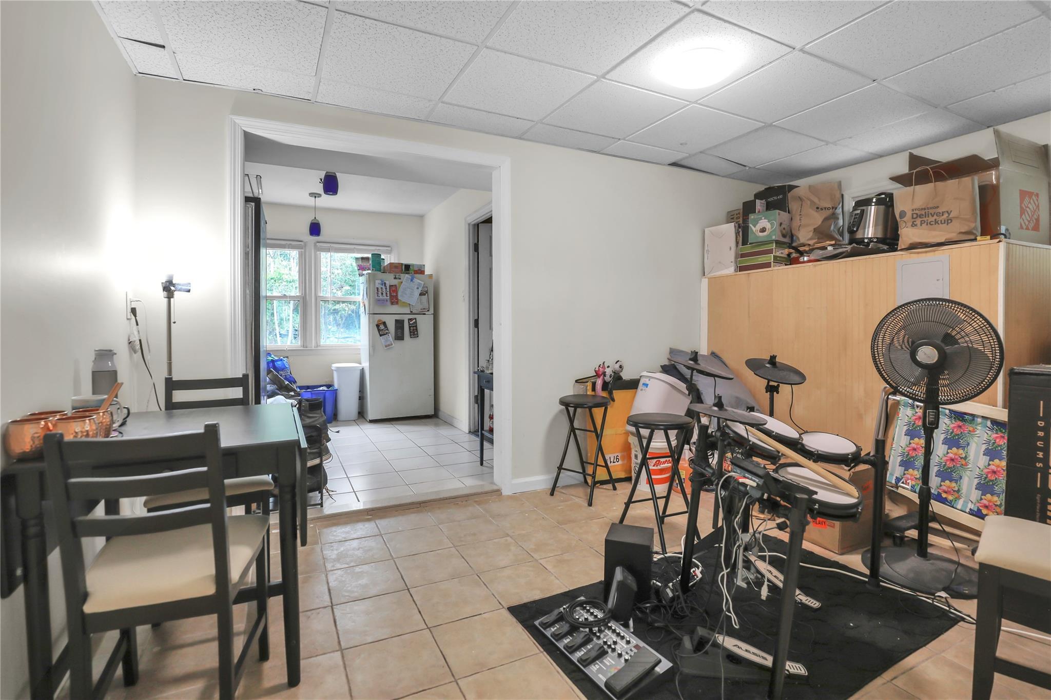 Single Family Hastings  Suffolk County, NY 11790, MLS-857503-7