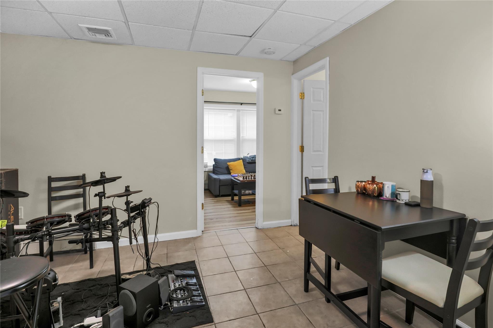 Single Family Hastings  Suffolk County, NY 11790, MLS-857503-8
