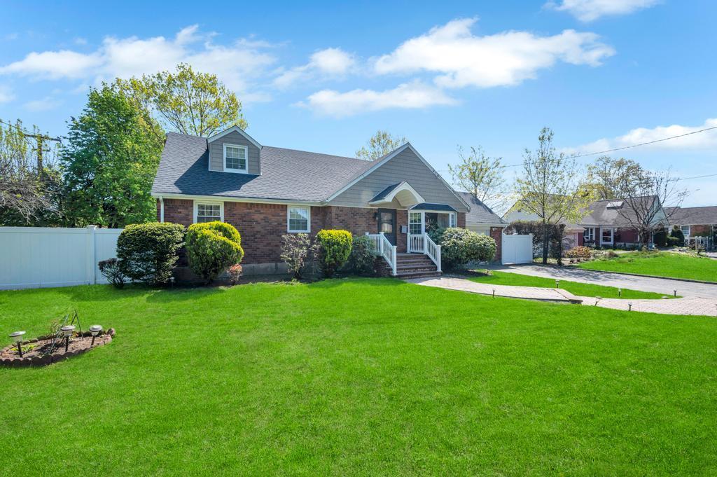 Single Family Lyon  Nassau County, NY 11801, MLS-857526-2