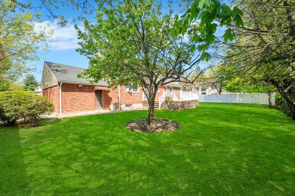Single Family Lyon  Nassau County, NY 11801, MLS-857526-31