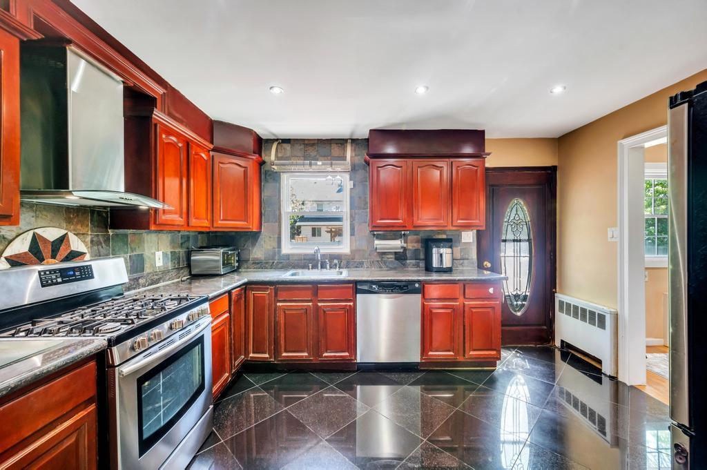 Single Family Lyon  Nassau County, NY 11801, MLS-857526-5
