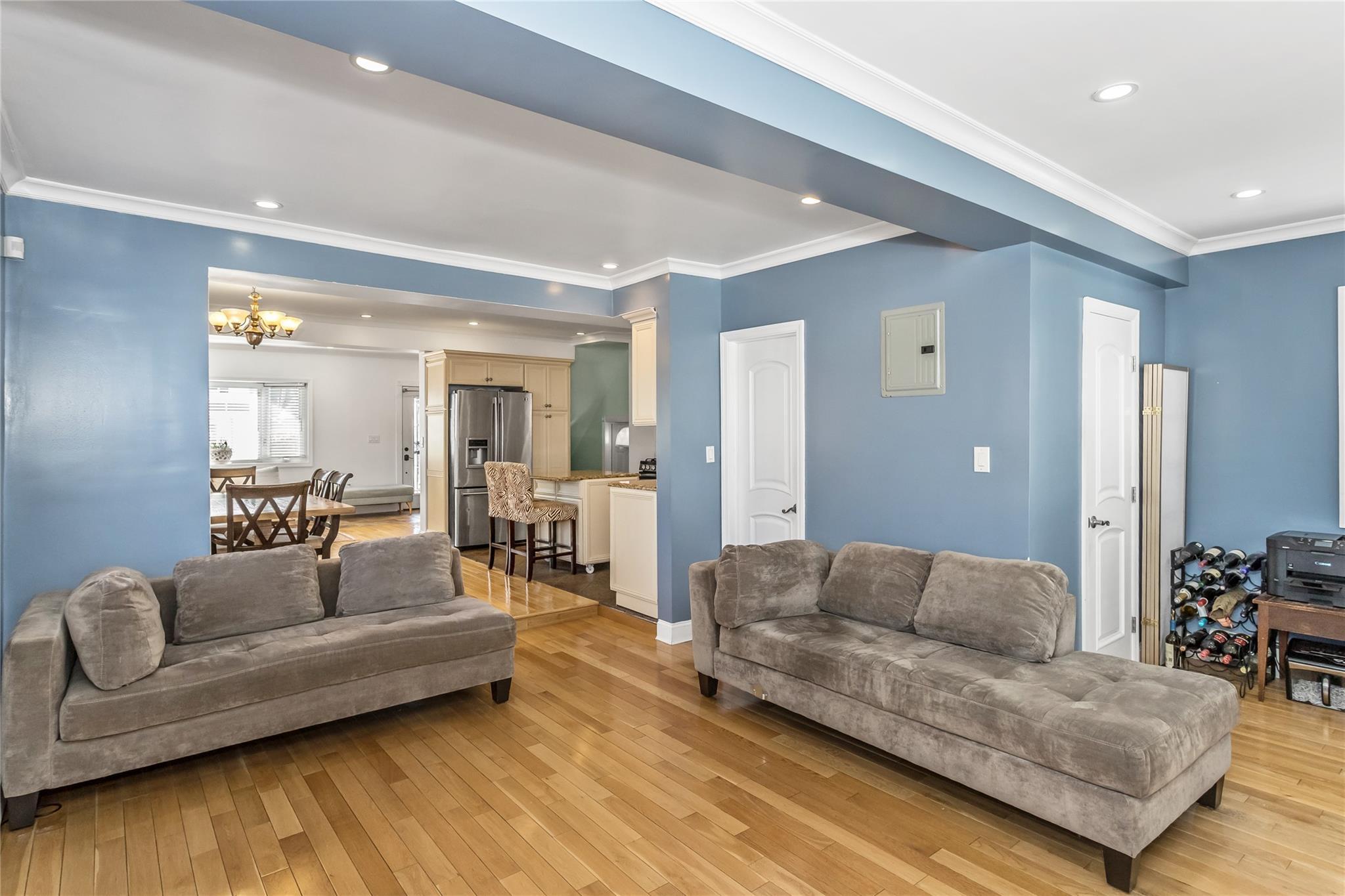 Single Family 205th  Queens, NY 11423, MLS-857539-11