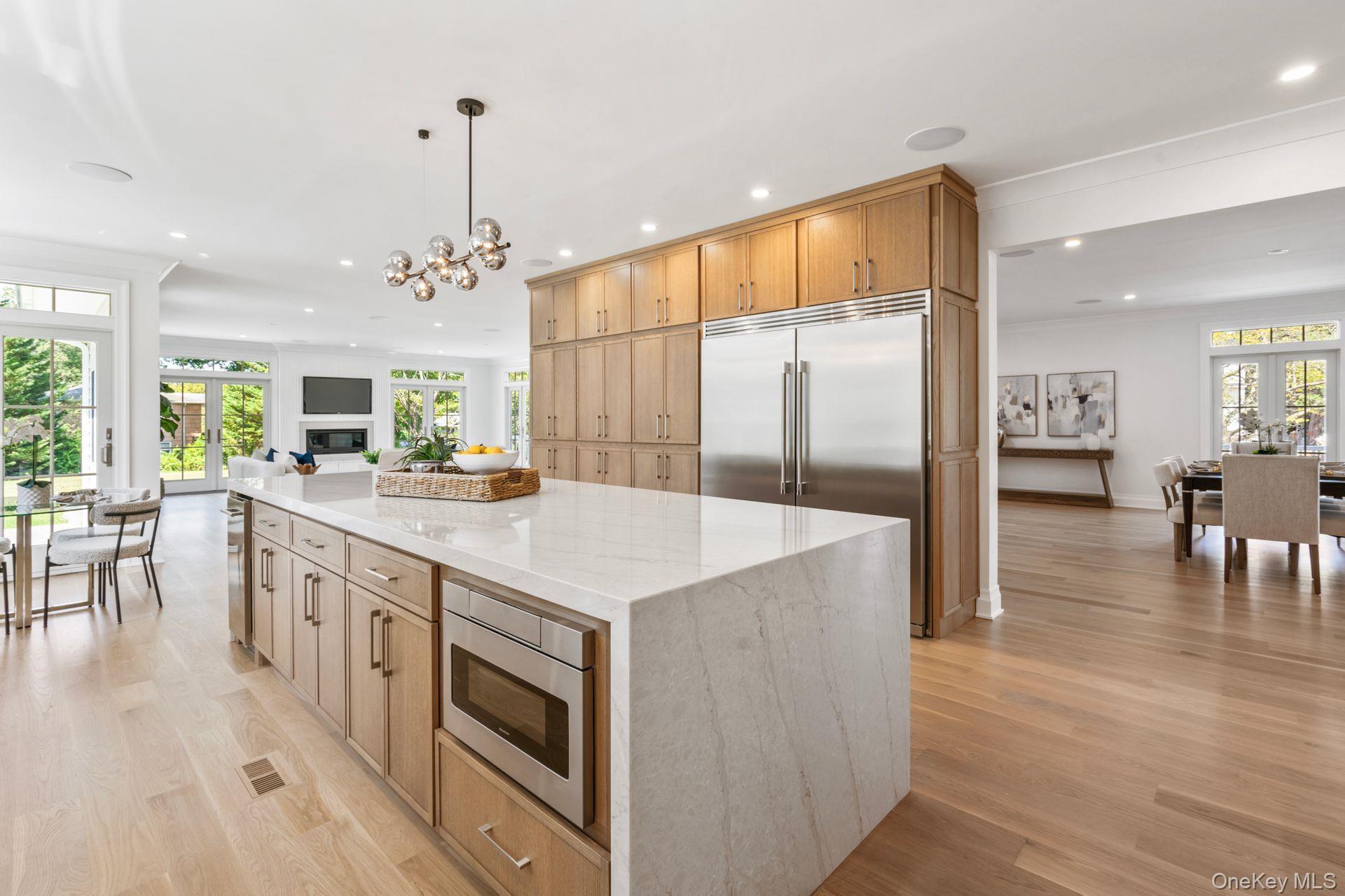 Single Family Threepence Suffolk County, NY 11747, MLS-857547-12