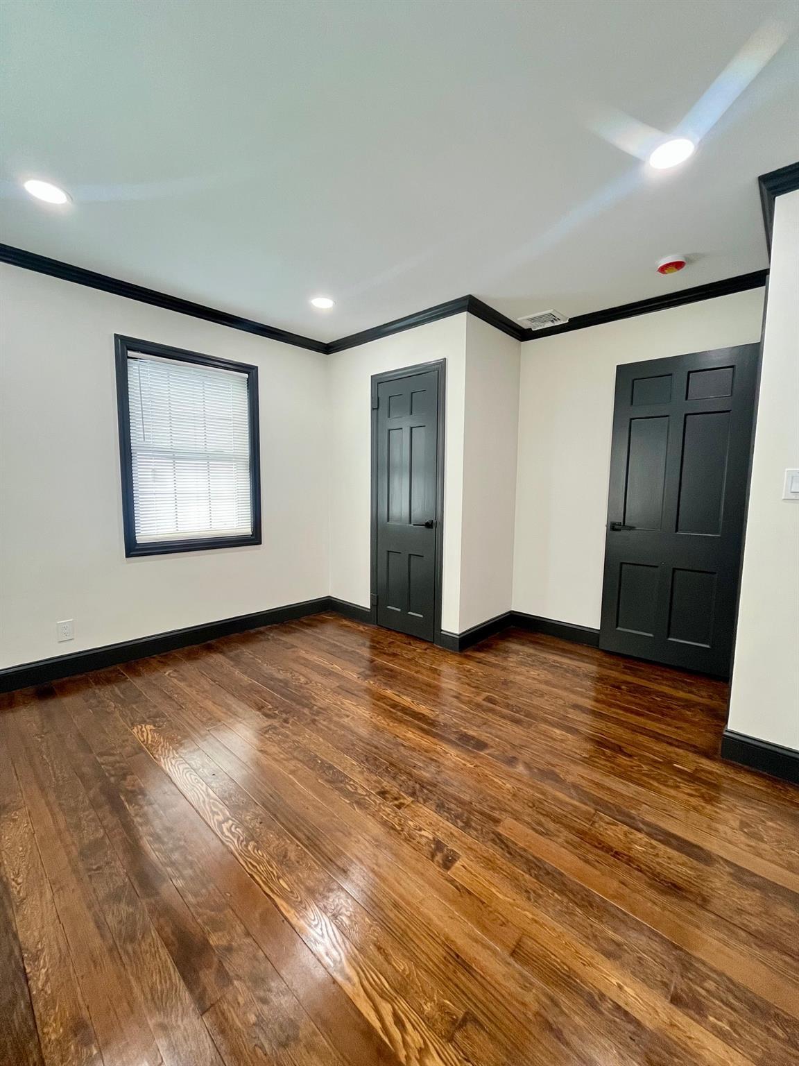 Single Family Simcoe  Nassau County, NY 11771, MLS-857550-12