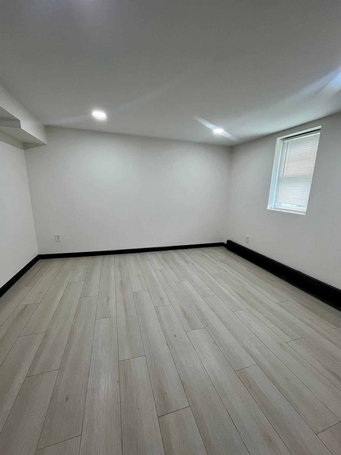 Single Family Simcoe  Nassau County, NY 11771, MLS-857550-20