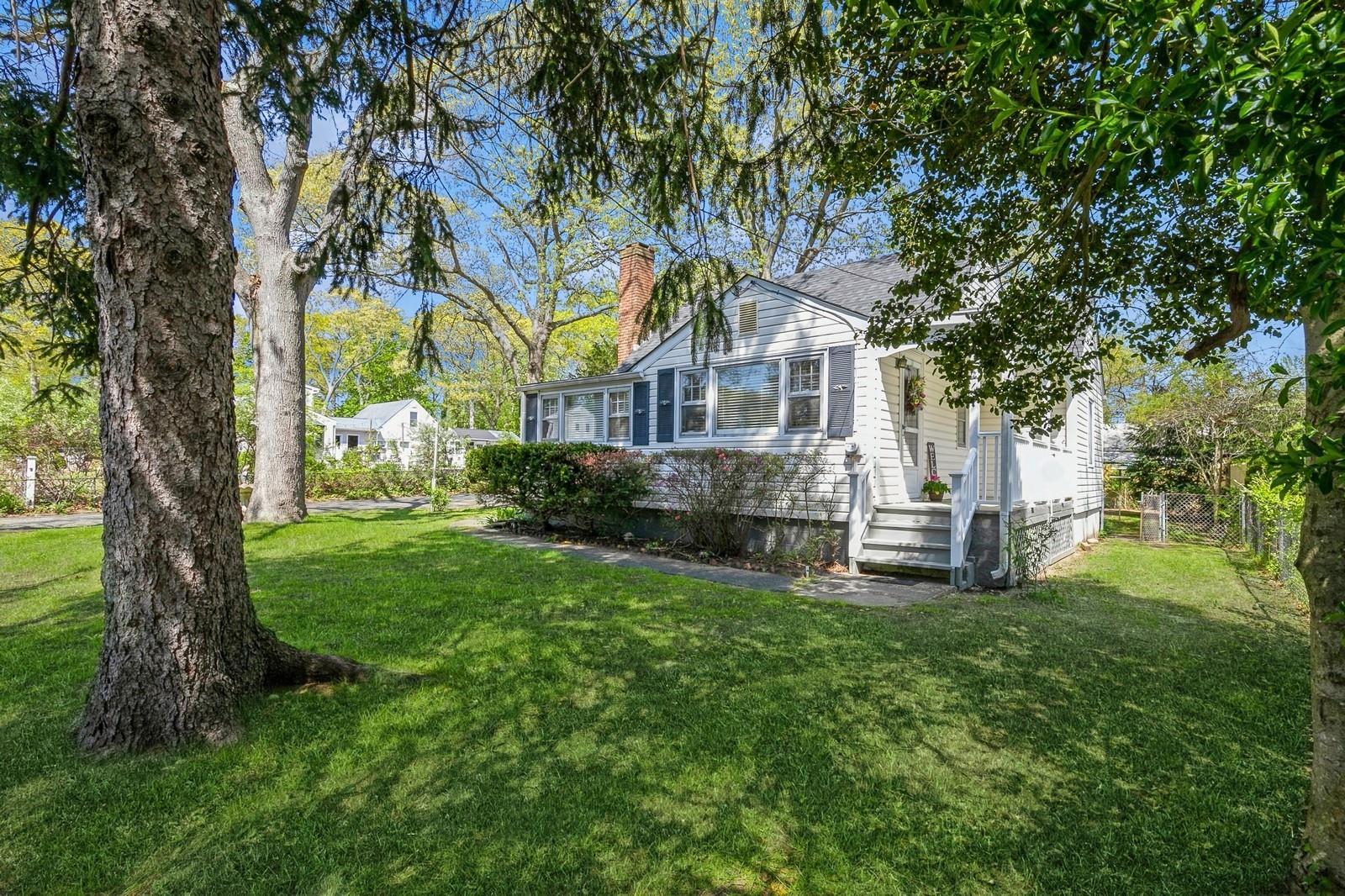 Single Family Lowell  Suffolk County, NY 11742, MLS-857559-33