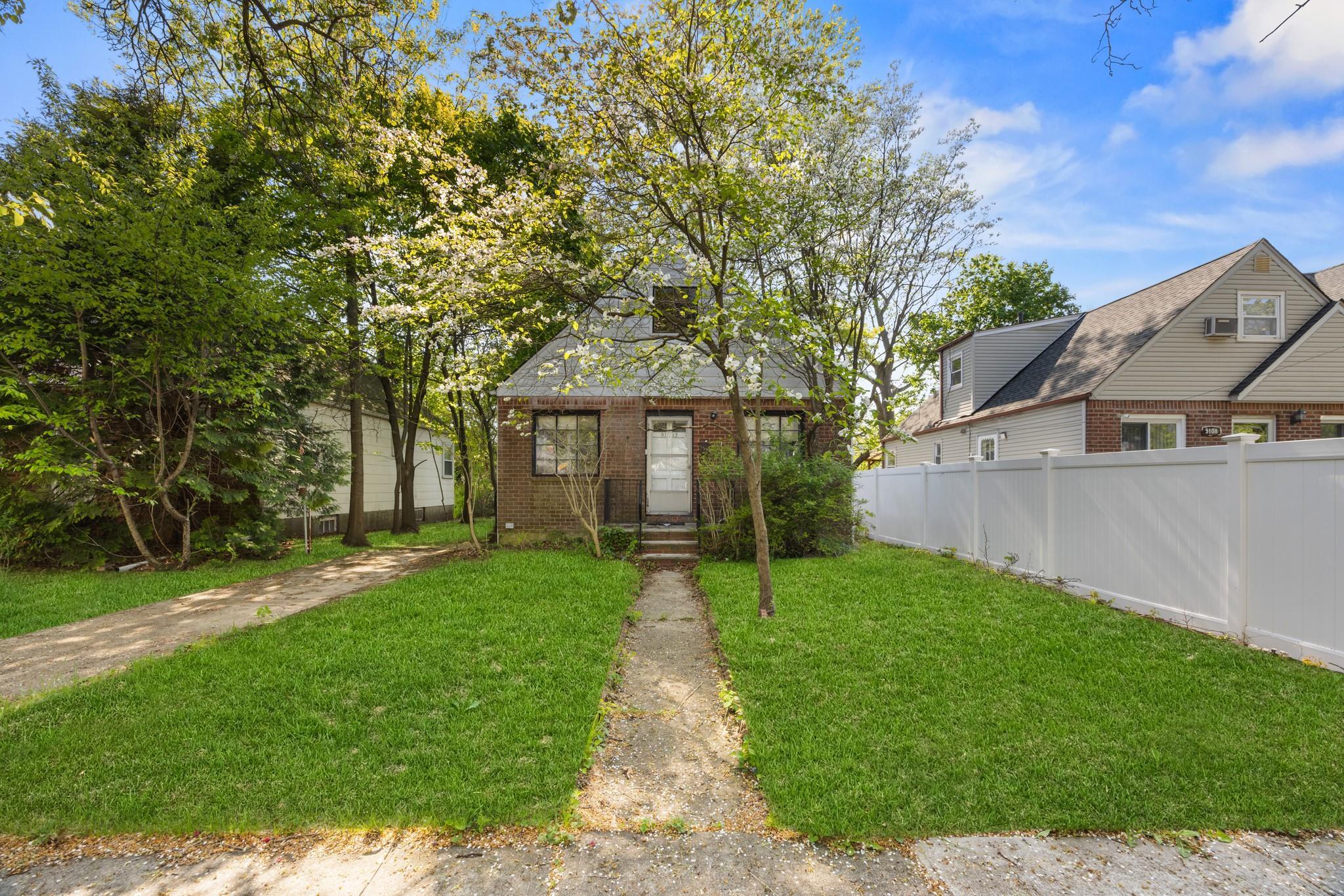Single Family 264th  Queens, NY 11004, MLS-857564-10